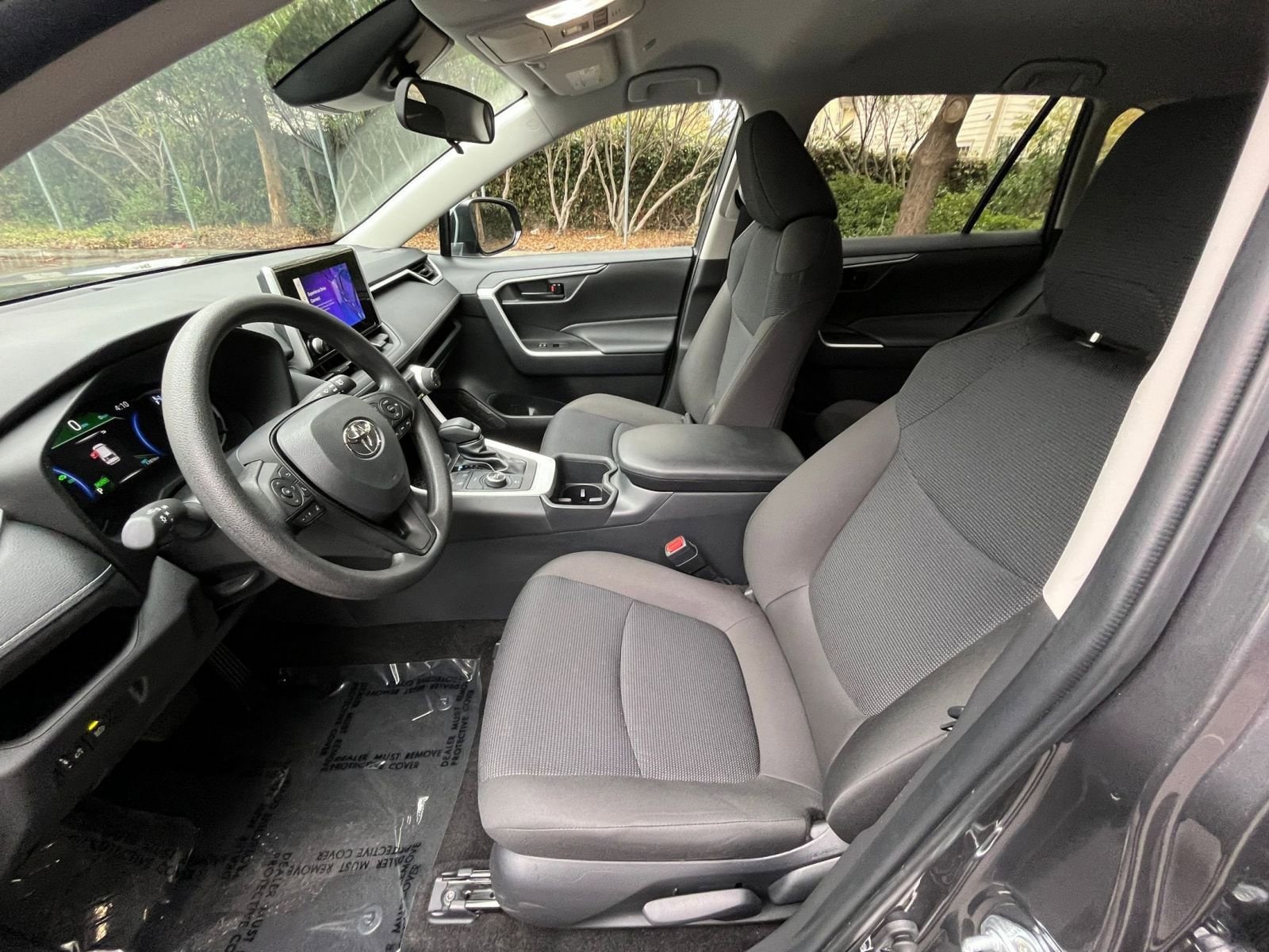 Thumbnail: 2025 Toyota RAV4 - 25