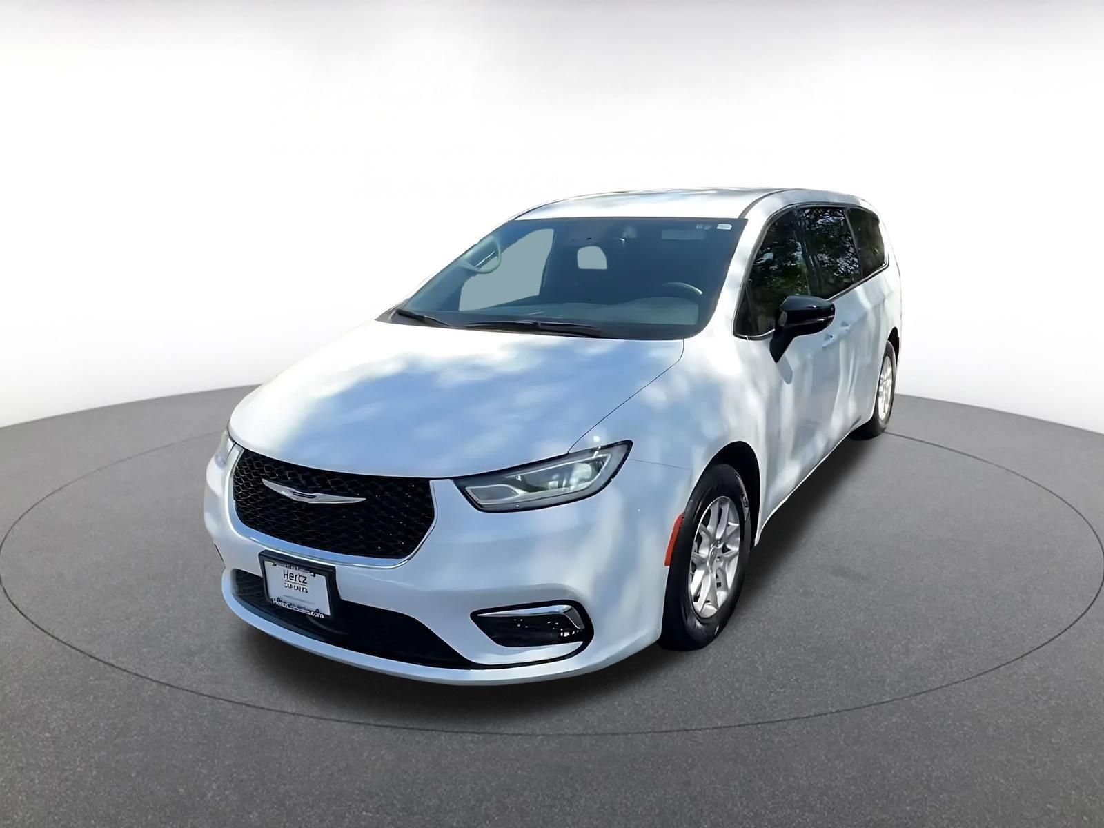 Thumbnail: 2025 Chrysler Pacifica - 7
