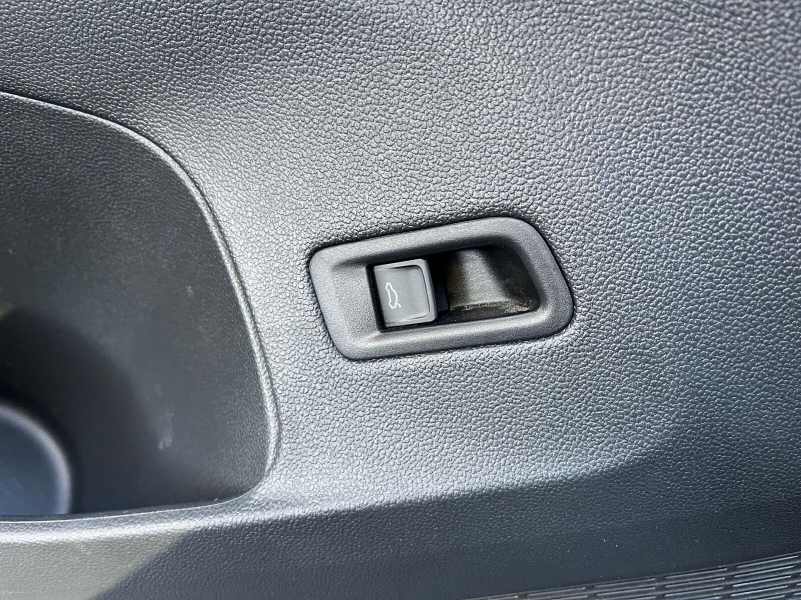 Thumbnail: 2025 Volkswagen Atlas - 17