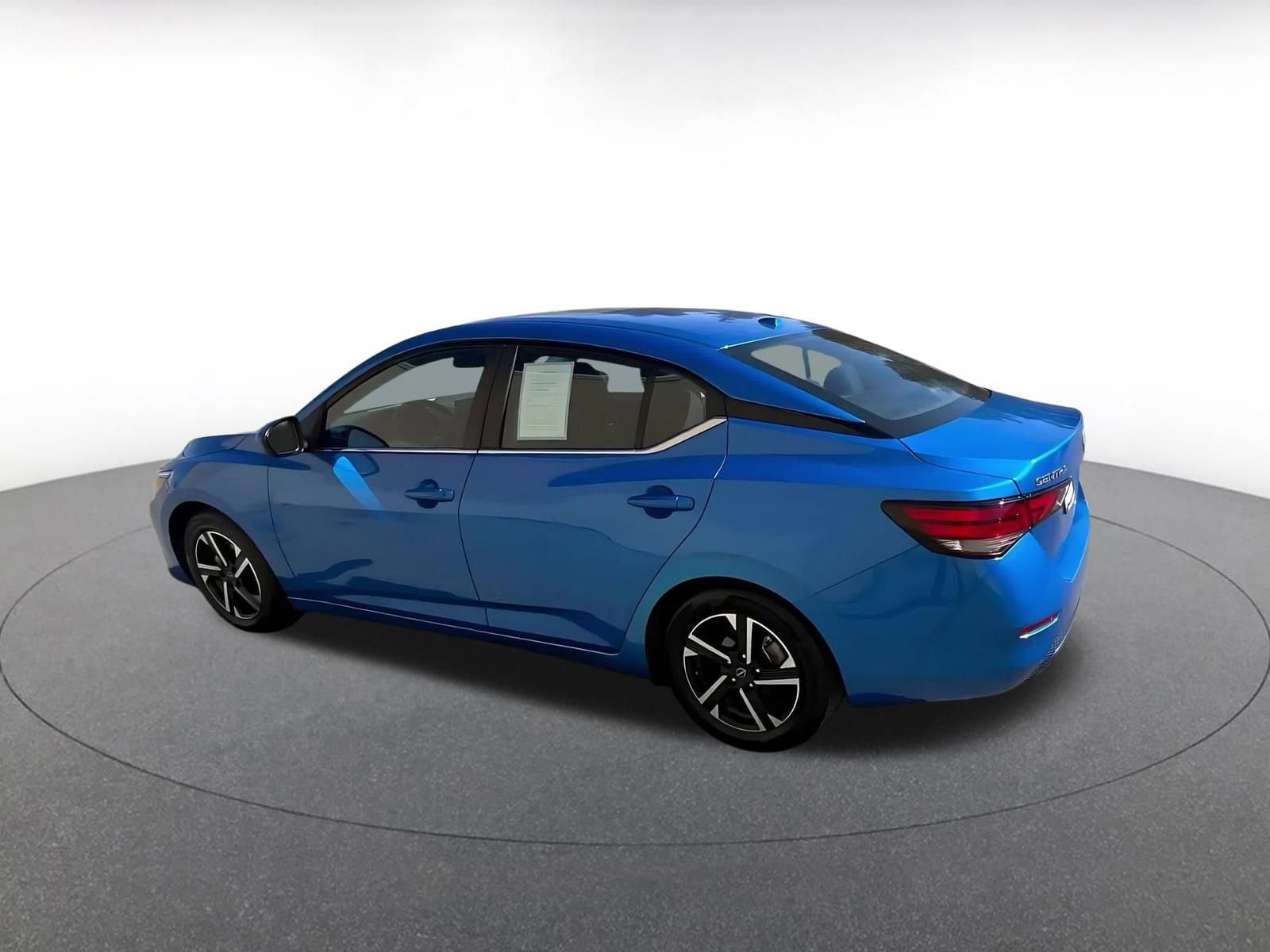 Thumbnail: 2025 Nissan Sentra - 10