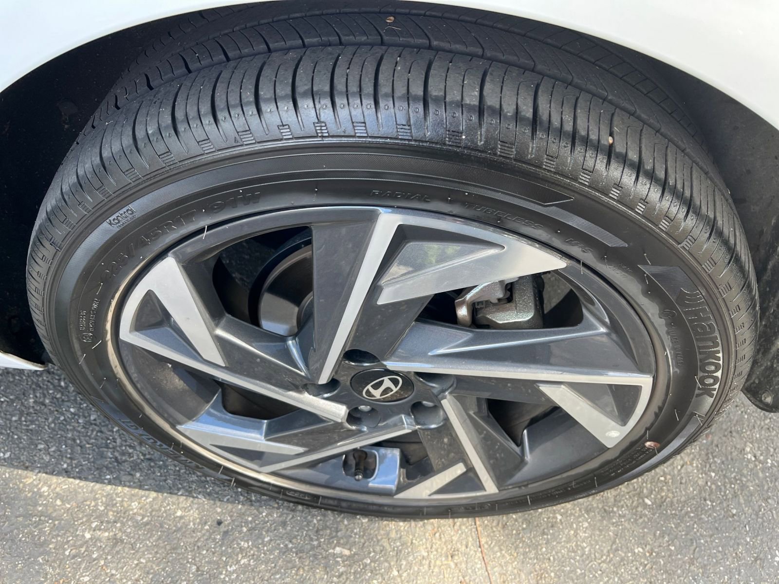 Thumbnail: 2025 Hyundai Elantra - 31