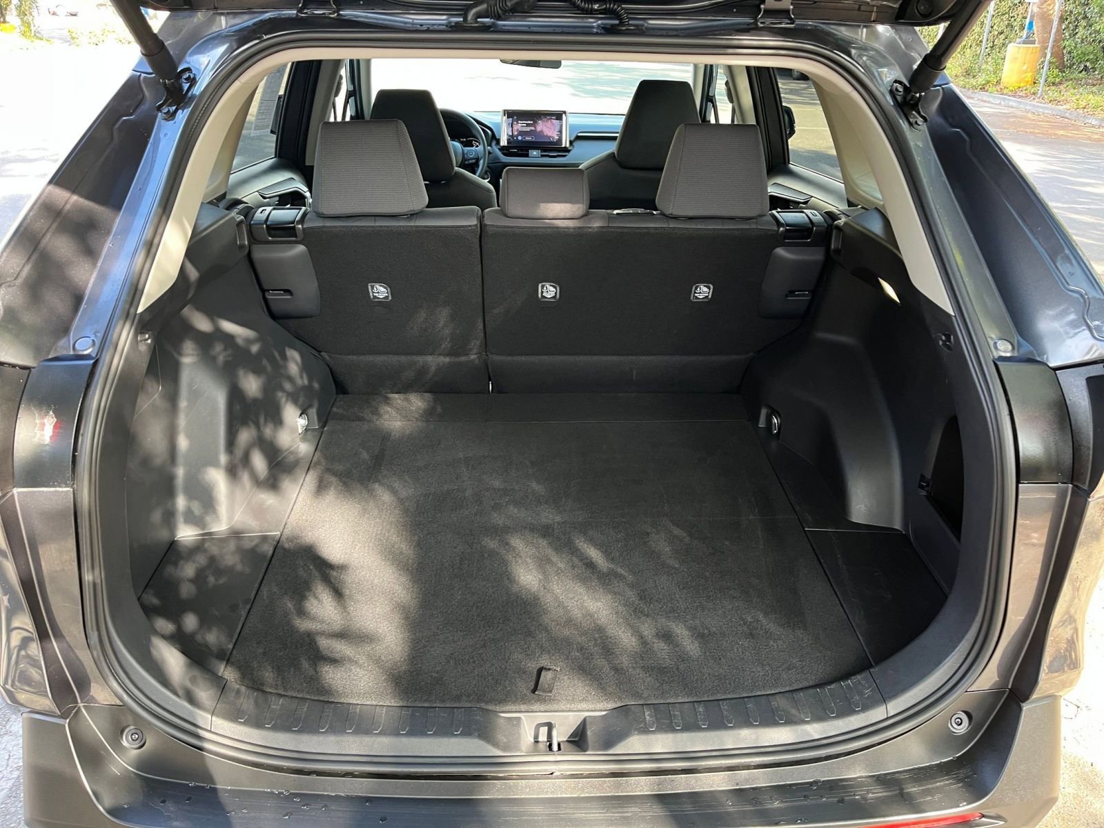 Thumbnail: 2025 Toyota RAV4 - 30