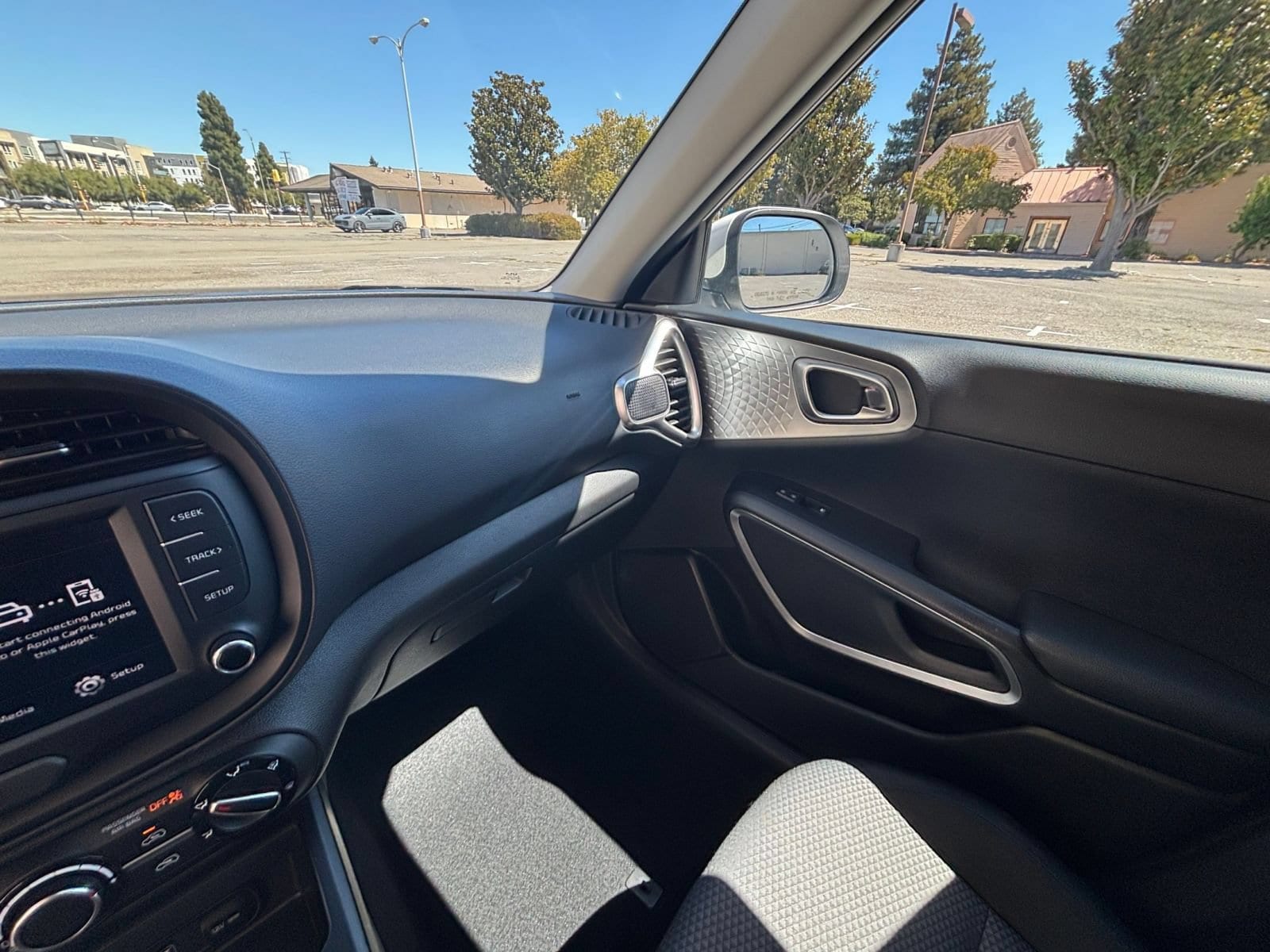 Thumbnail: 2025 Kia Soul - 28