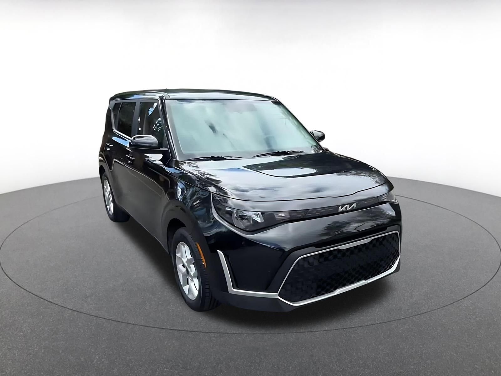 Thumbnail: 2025 Kia Soul - 3