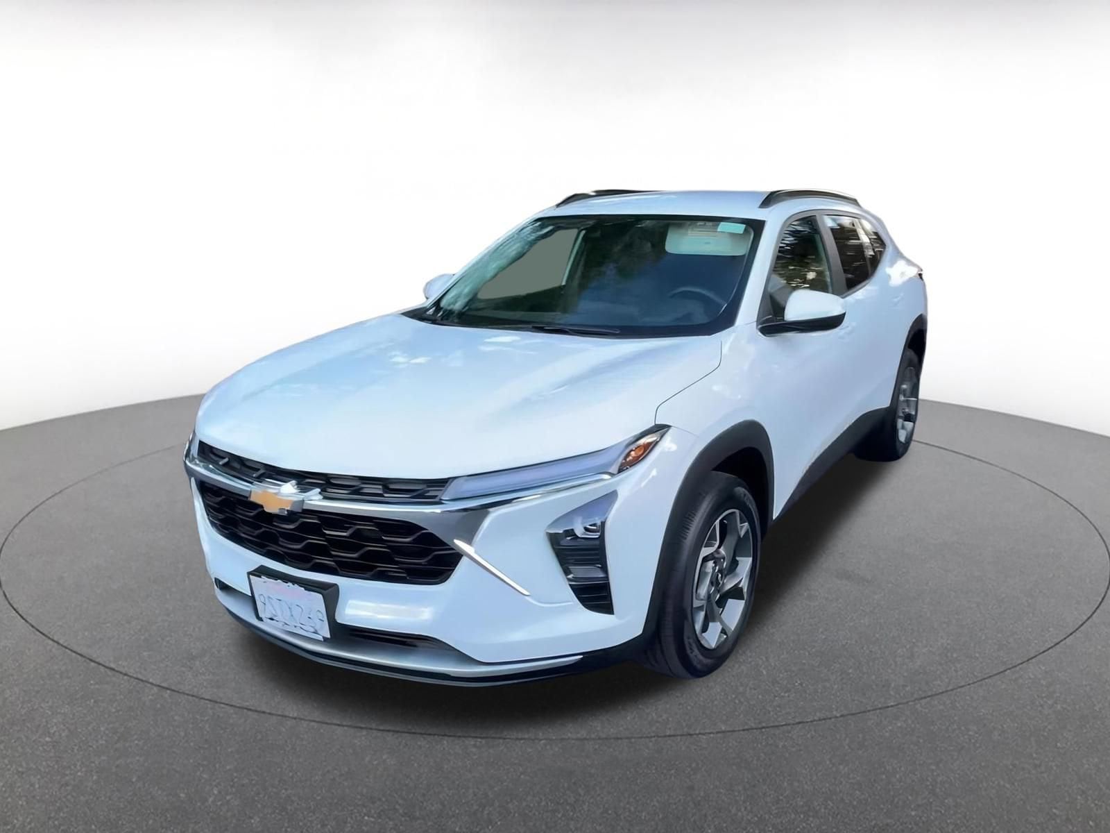 Thumbnail: 2025 Chevrolet Trax - 7