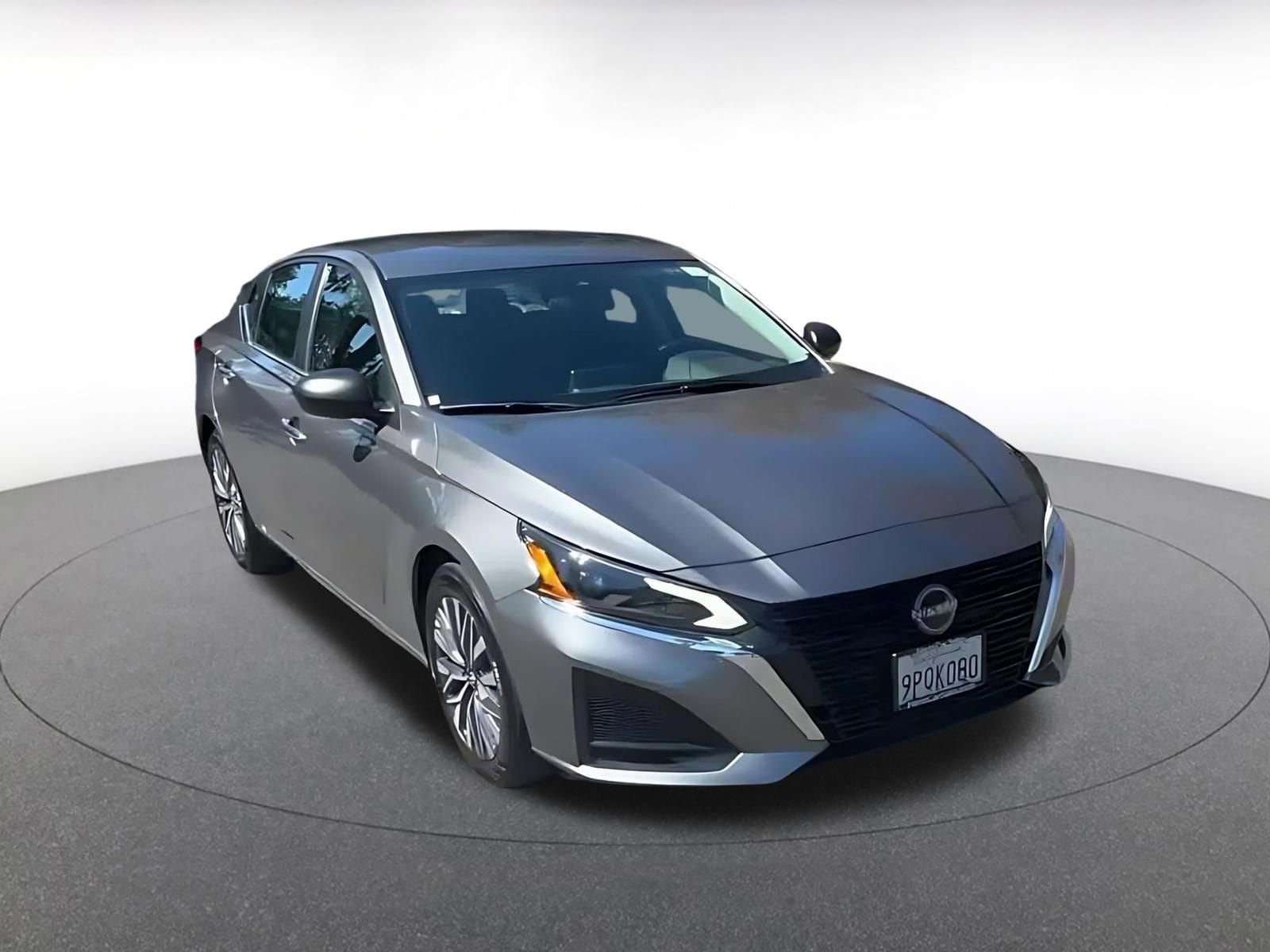 Thumbnail: 2025 Nissan Altima - 3
