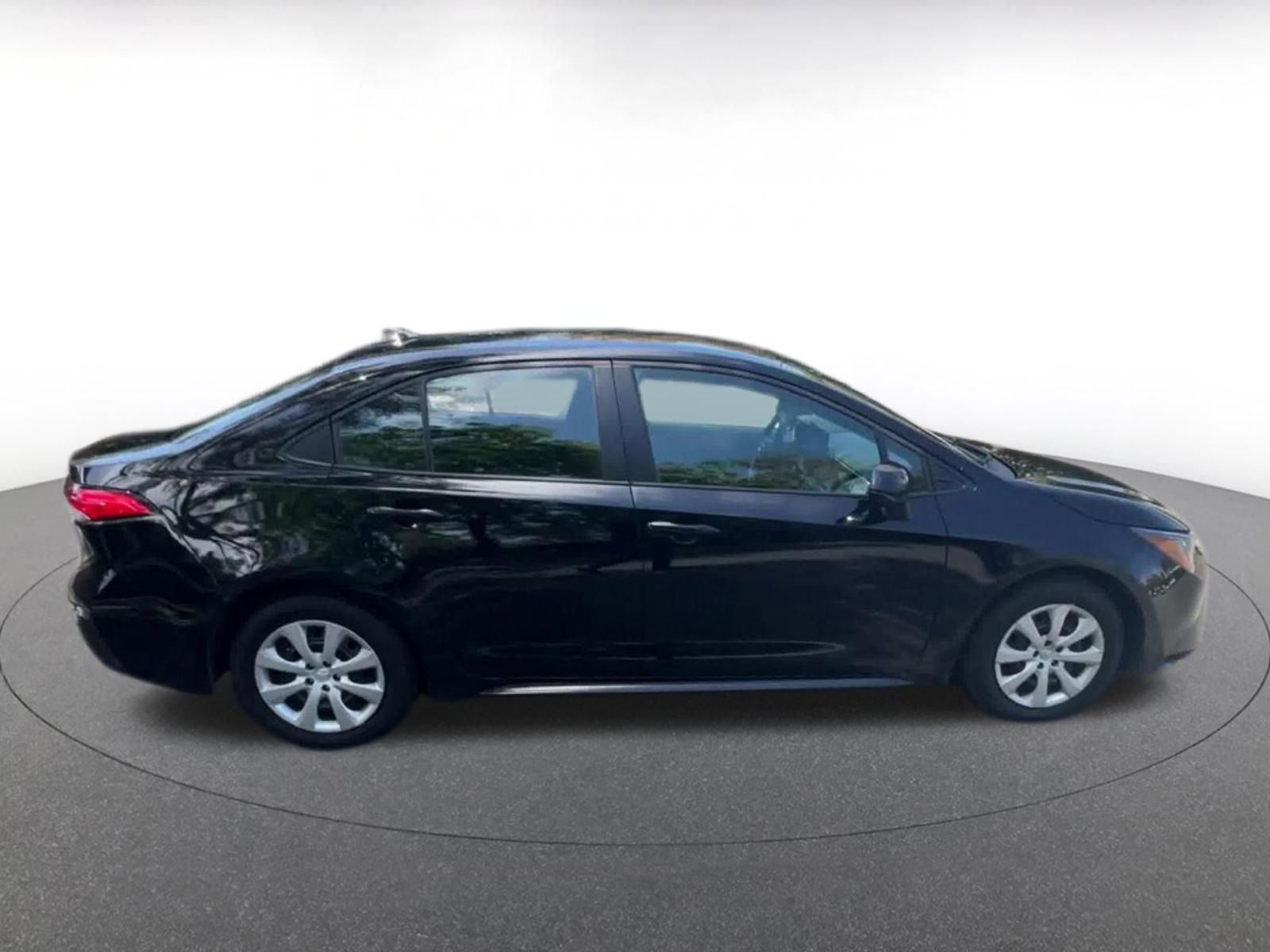 Thumbnail: 2025 Toyota Corolla - 15