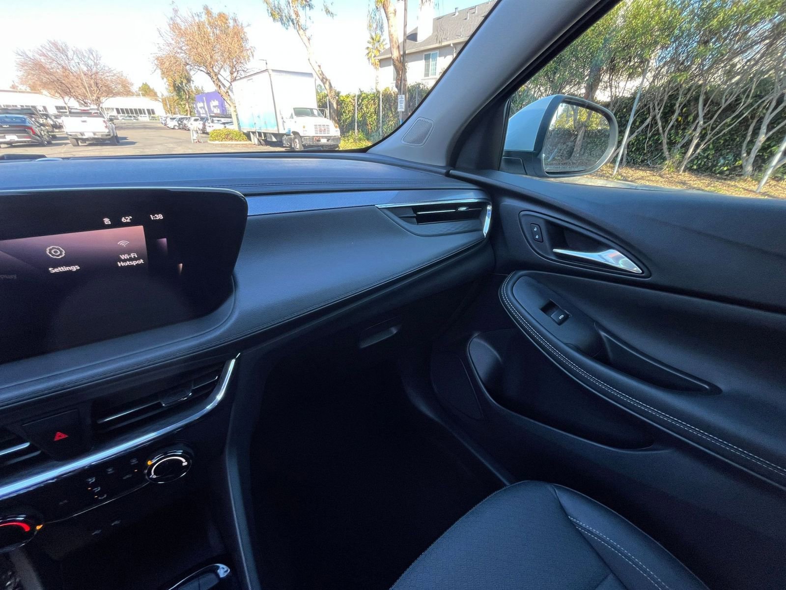 Thumbnail: 2025 Buick Encore GX - 33