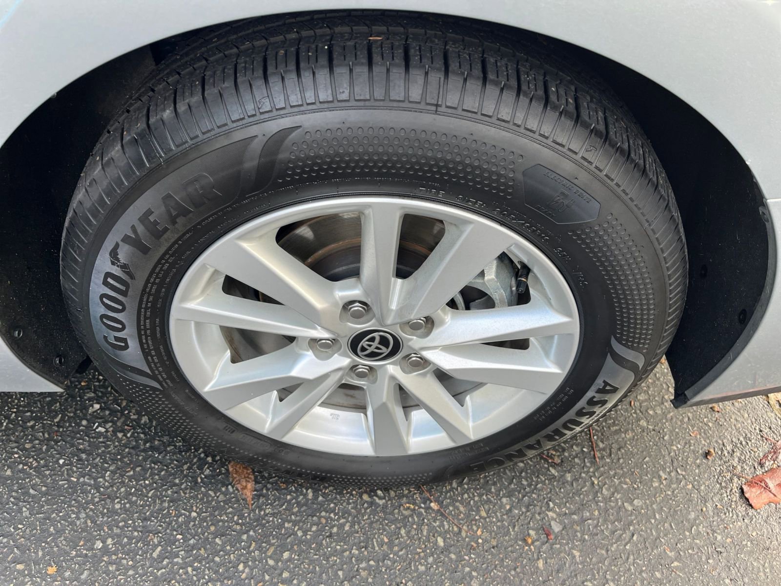 Thumbnail: 2025 Toyota Camry - 29