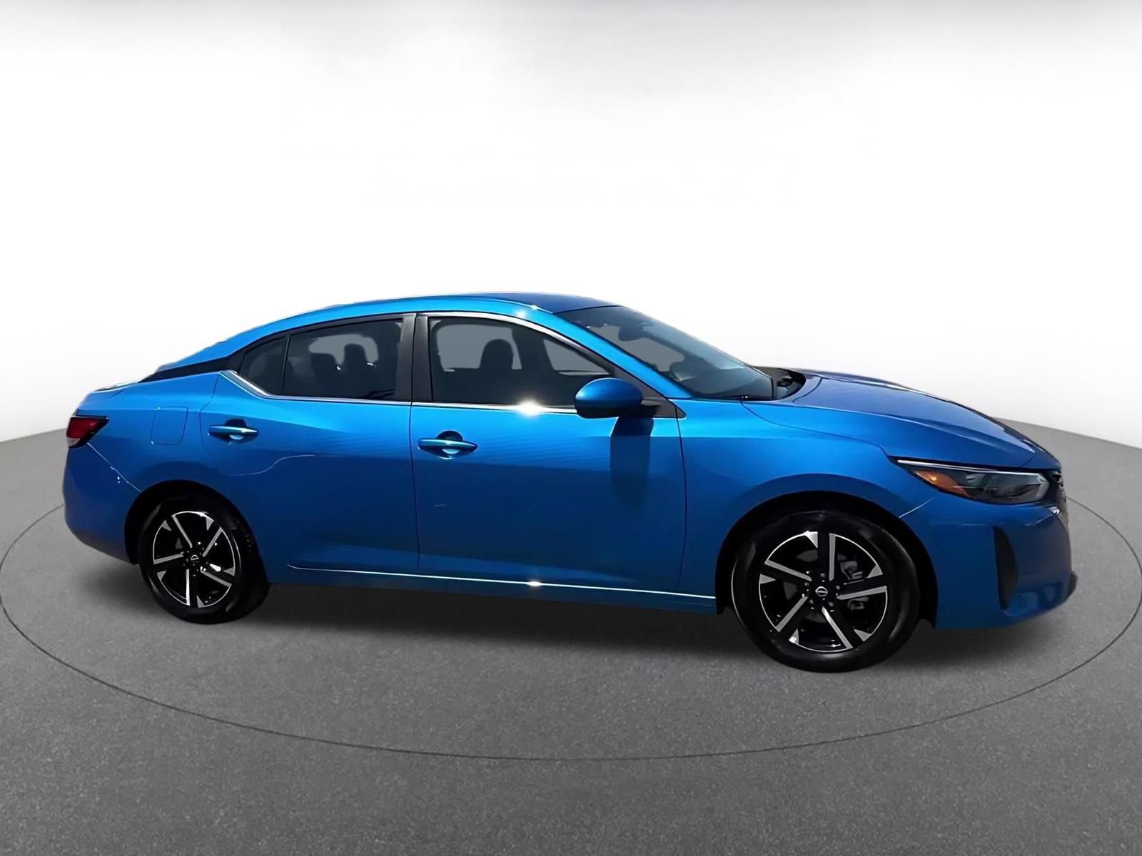 Thumbnail: 2025 Nissan Sentra - 16