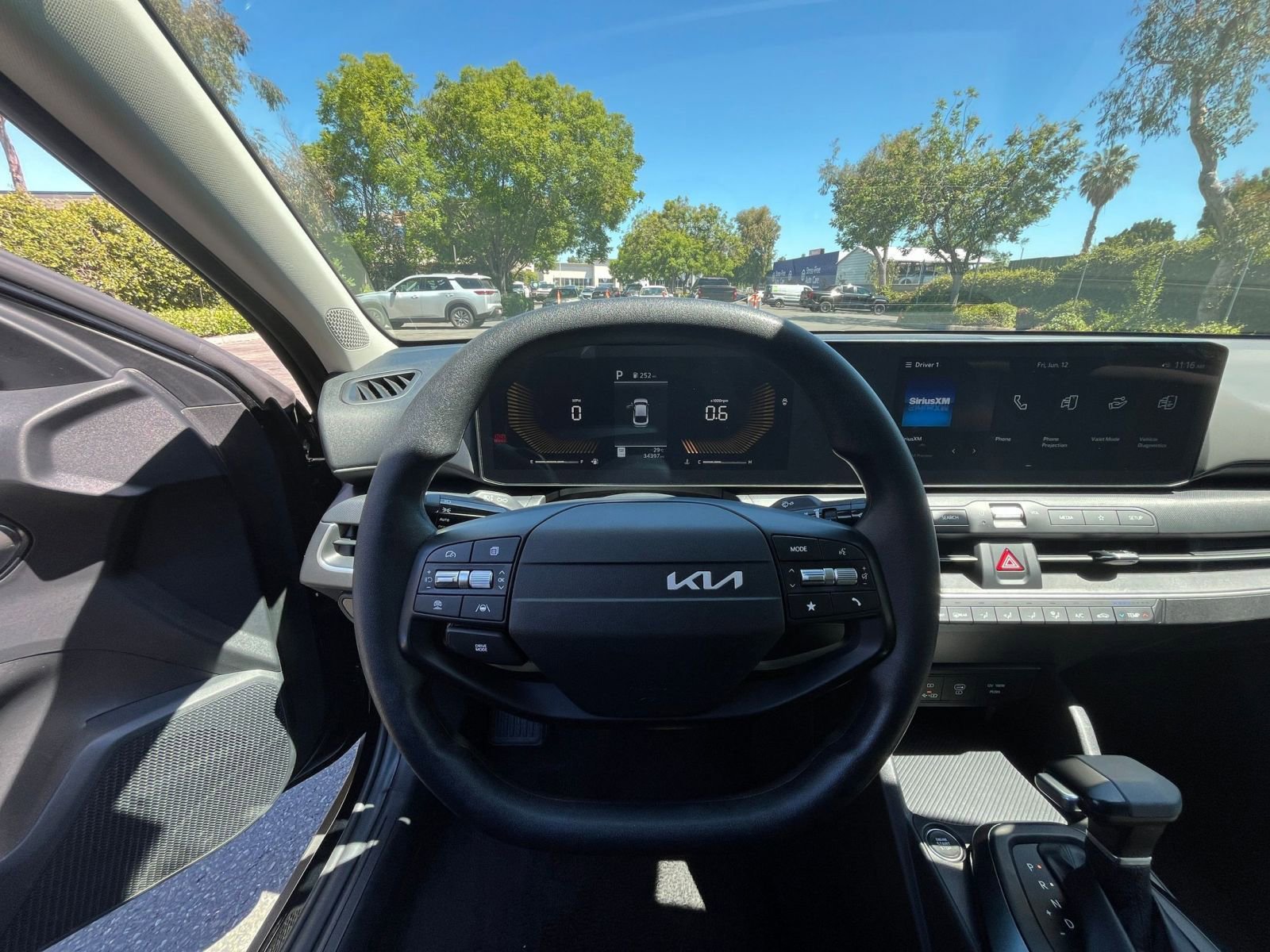 Thumbnail: 2025 Kia K4 - 33