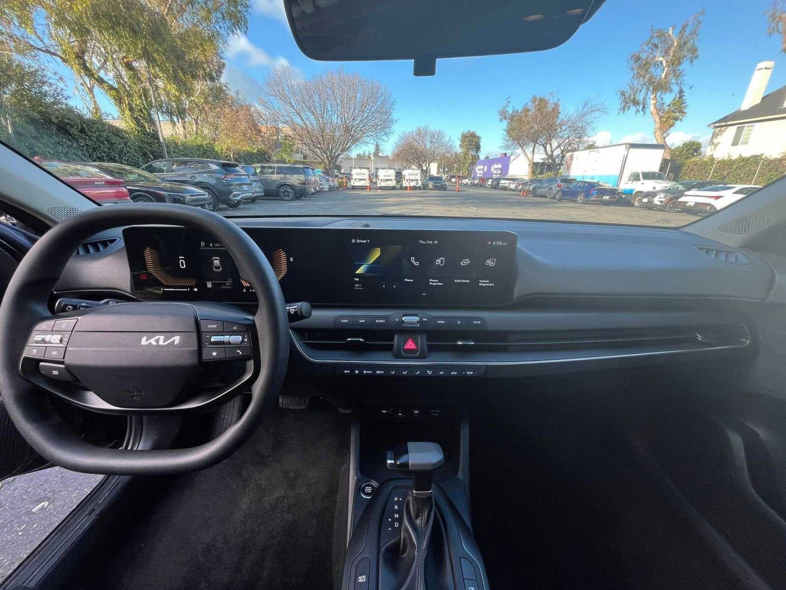 Thumbnail: 2025 Kia K4 - 32