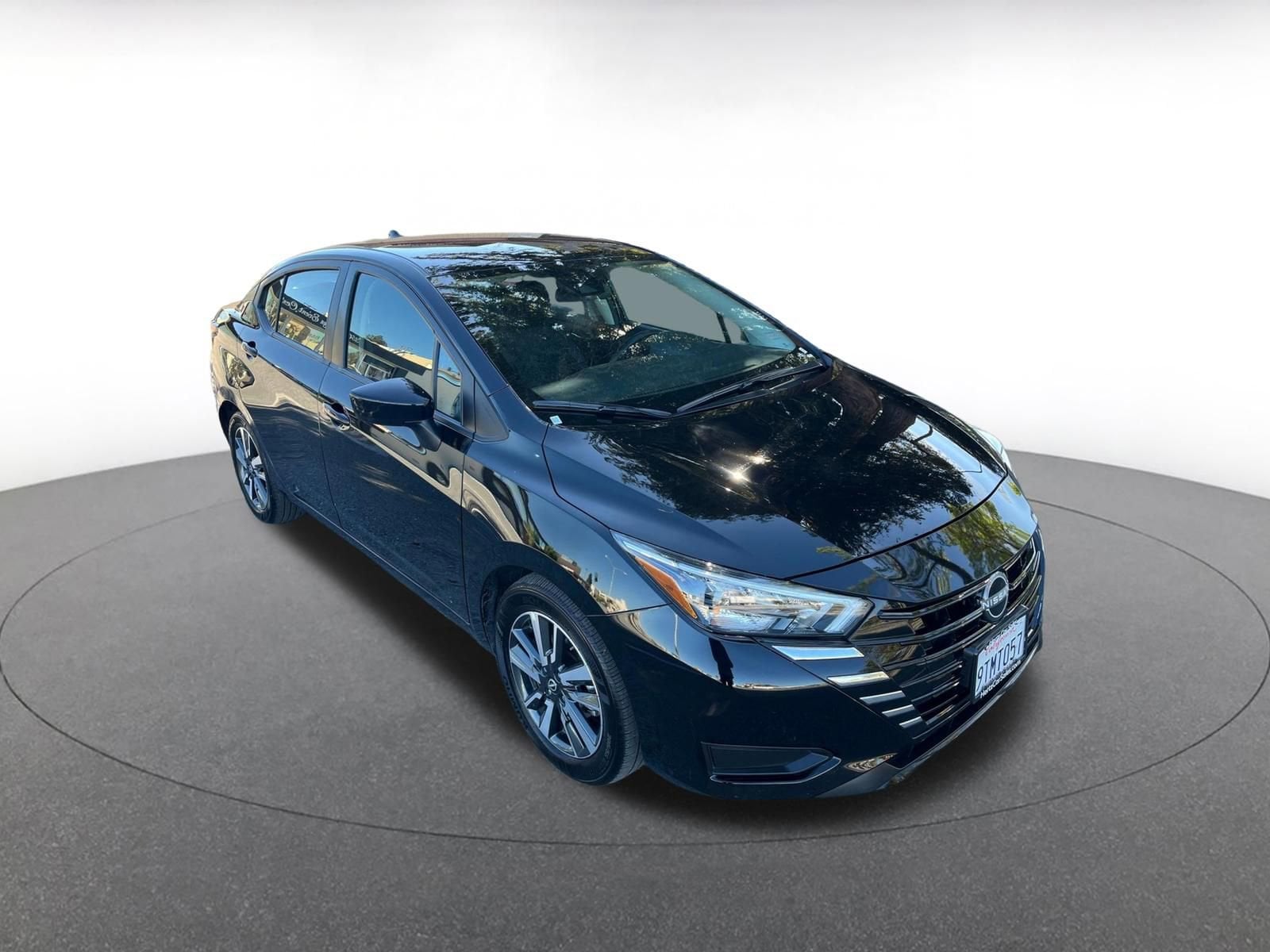 2025 Nissan Versa Sedan SV