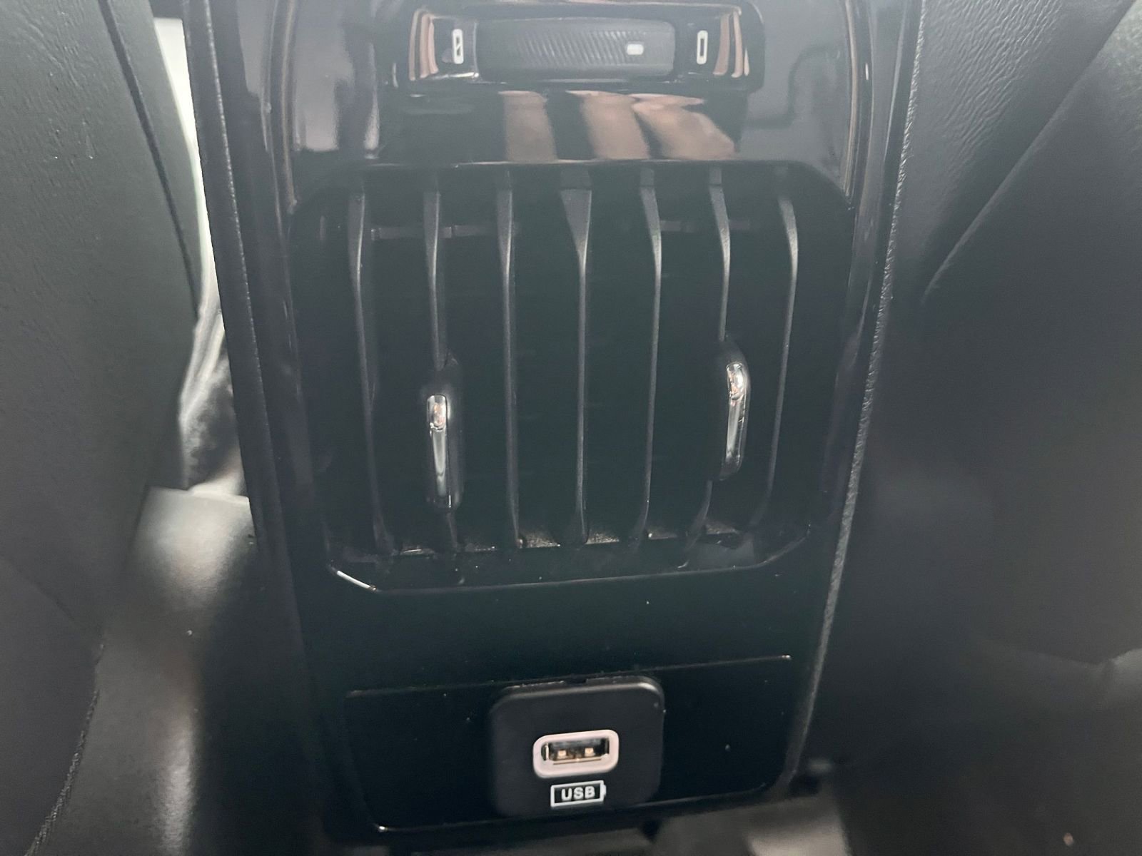 Thumbnail: 2025 Jeep Compass - 23