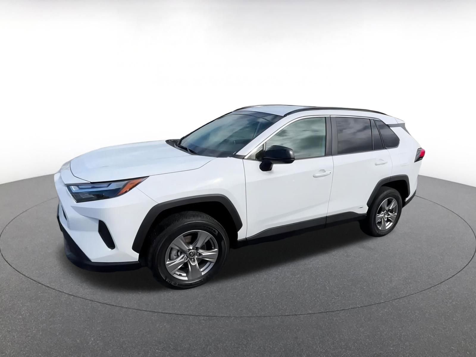 Thumbnail: 2025 Toyota RAV4 - 5