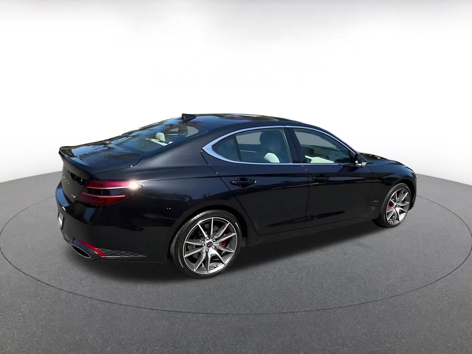 Thumbnail: 2025 Genesis G70 - 14