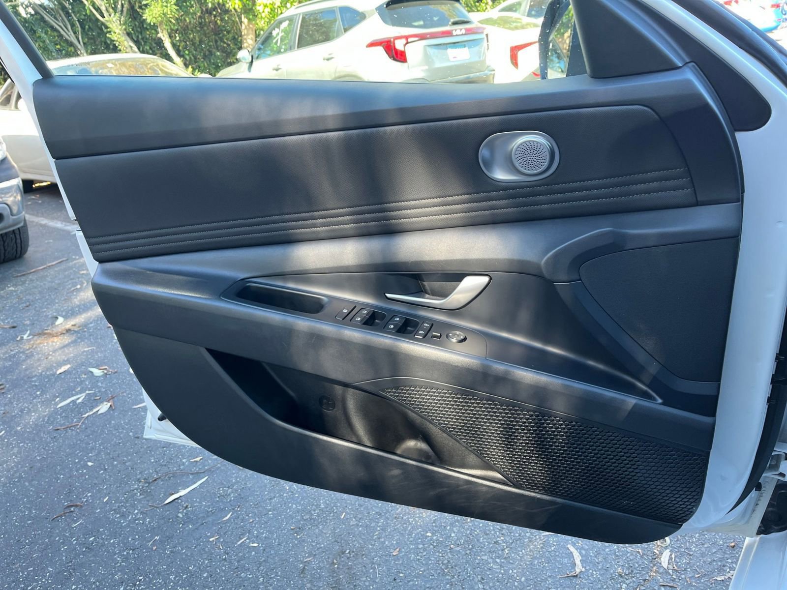 Thumbnail: 2025 Hyundai Elantra - 18