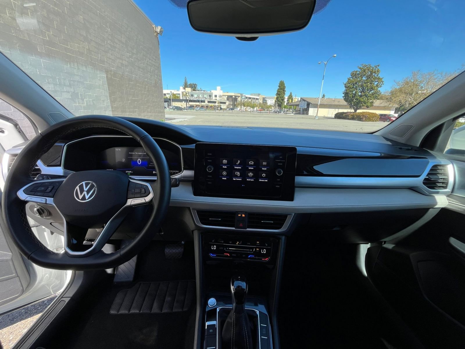 Thumbnail: 2025 Volkswagen Taos - 34