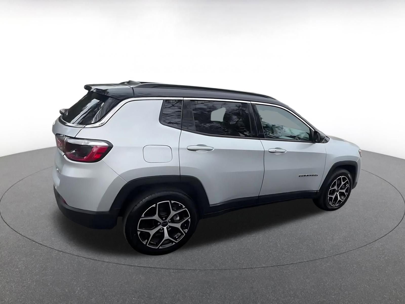 Thumbnail: 2025 Jeep Compass - 15