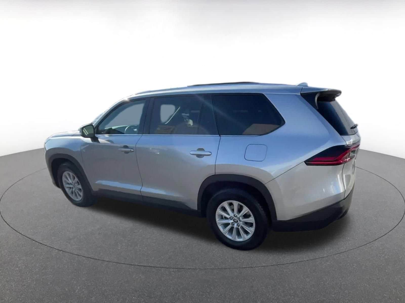 Thumbnail: 2025 Toyota Grand Highlander - 10