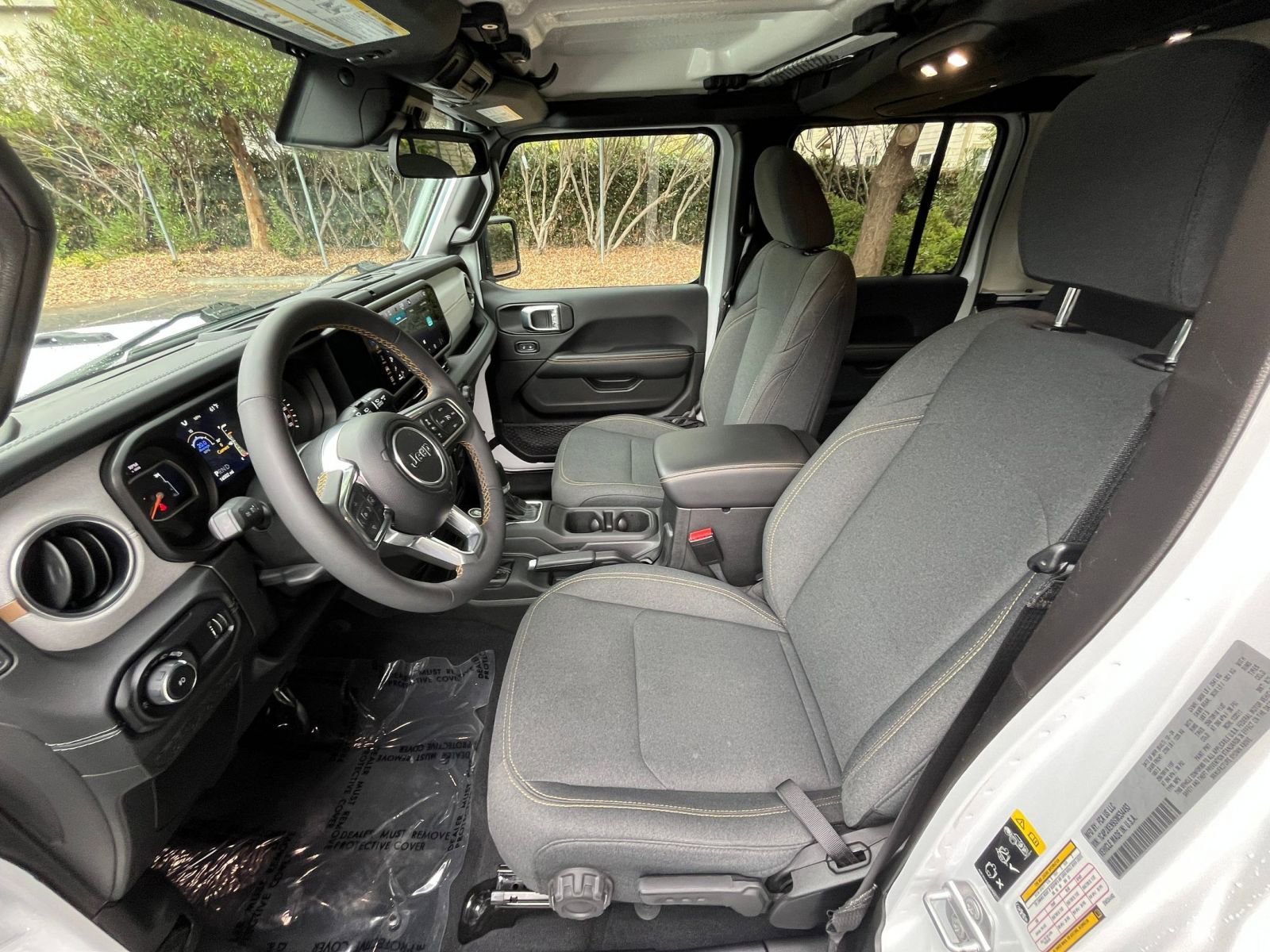 Thumbnail: 2025 Jeep Wrangler - 25