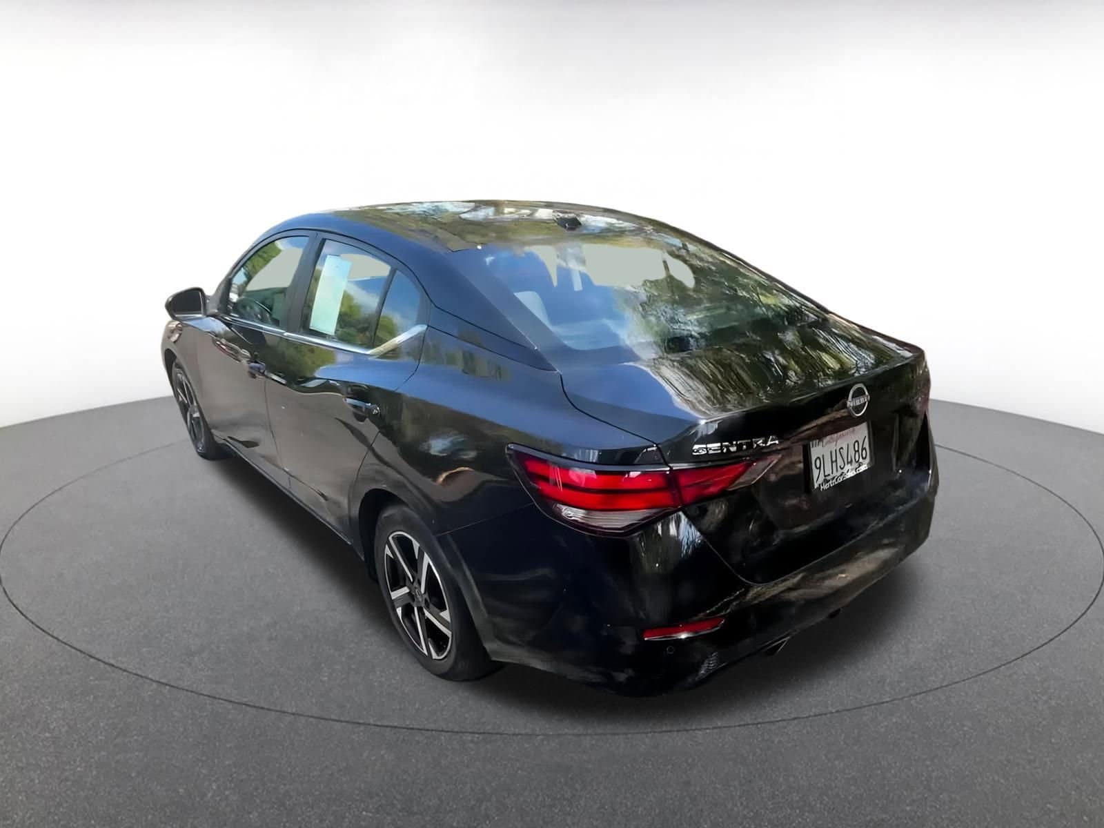 Thumbnail: 2024 Nissan Sentra - 11