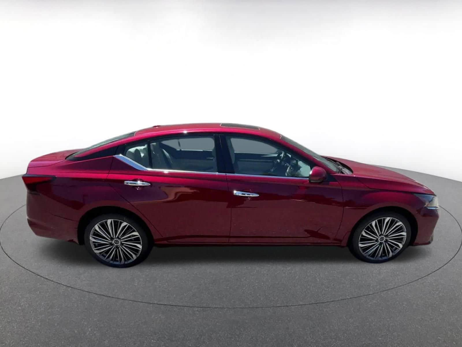 Thumbnail: 2024 Nissan Altima - 16