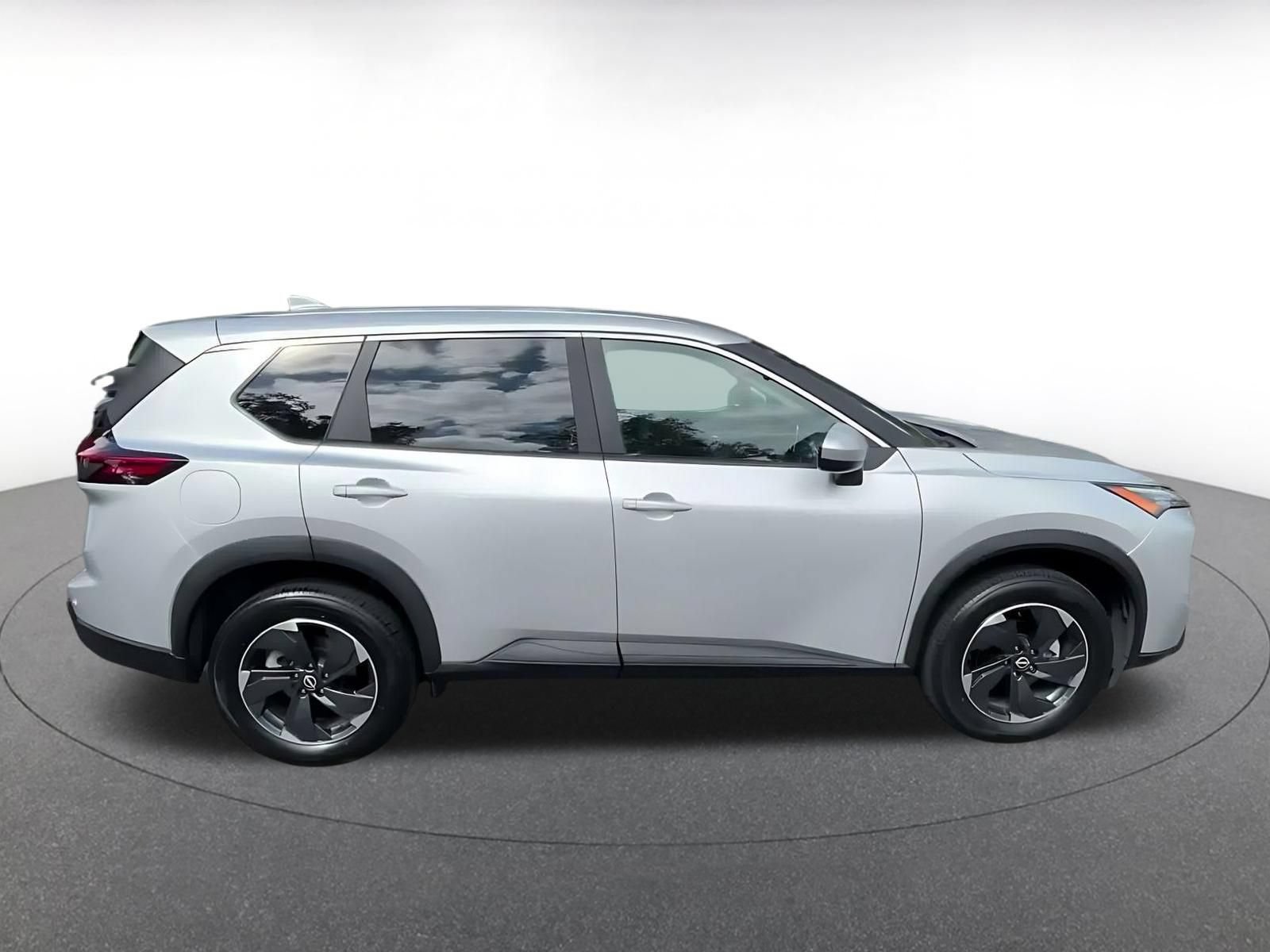 Thumbnail: 2025 Nissan Rogue - 15