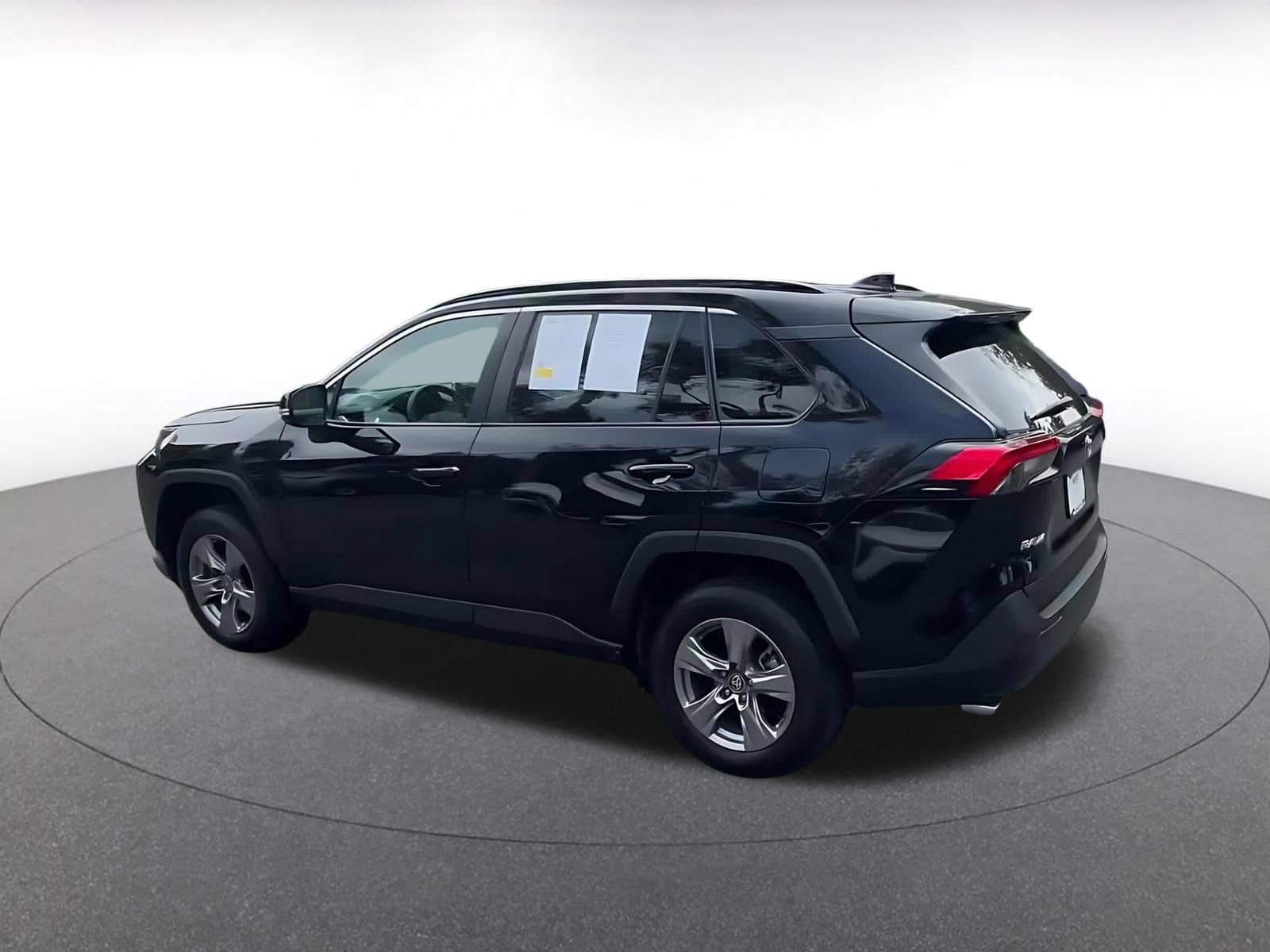 Thumbnail: 2024 Toyota RAV4 - 10