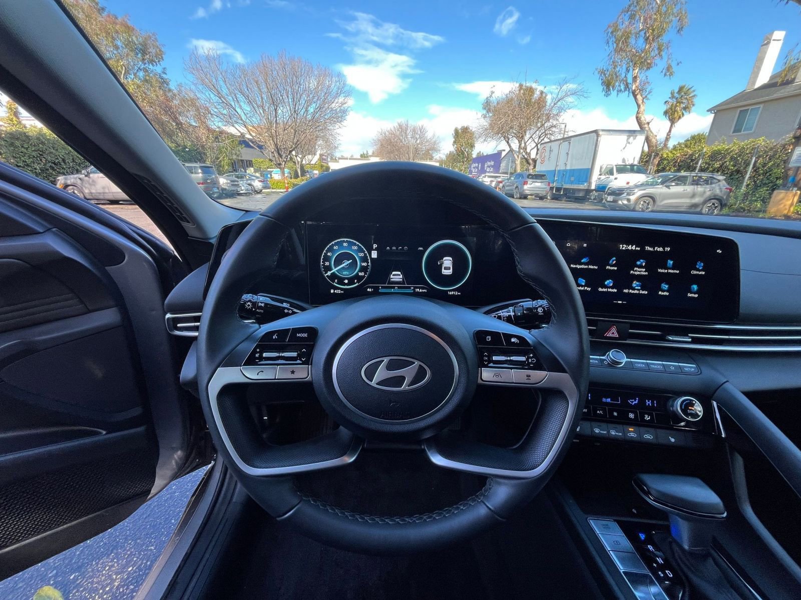 Thumbnail: 2025 Hyundai Elantra - 35