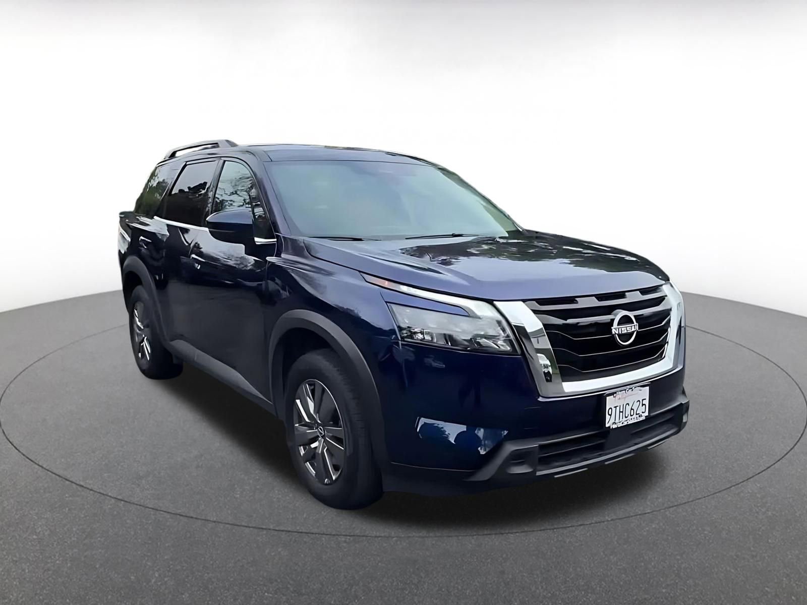 Thumbnail: 2025 Nissan Pathfinder - 3