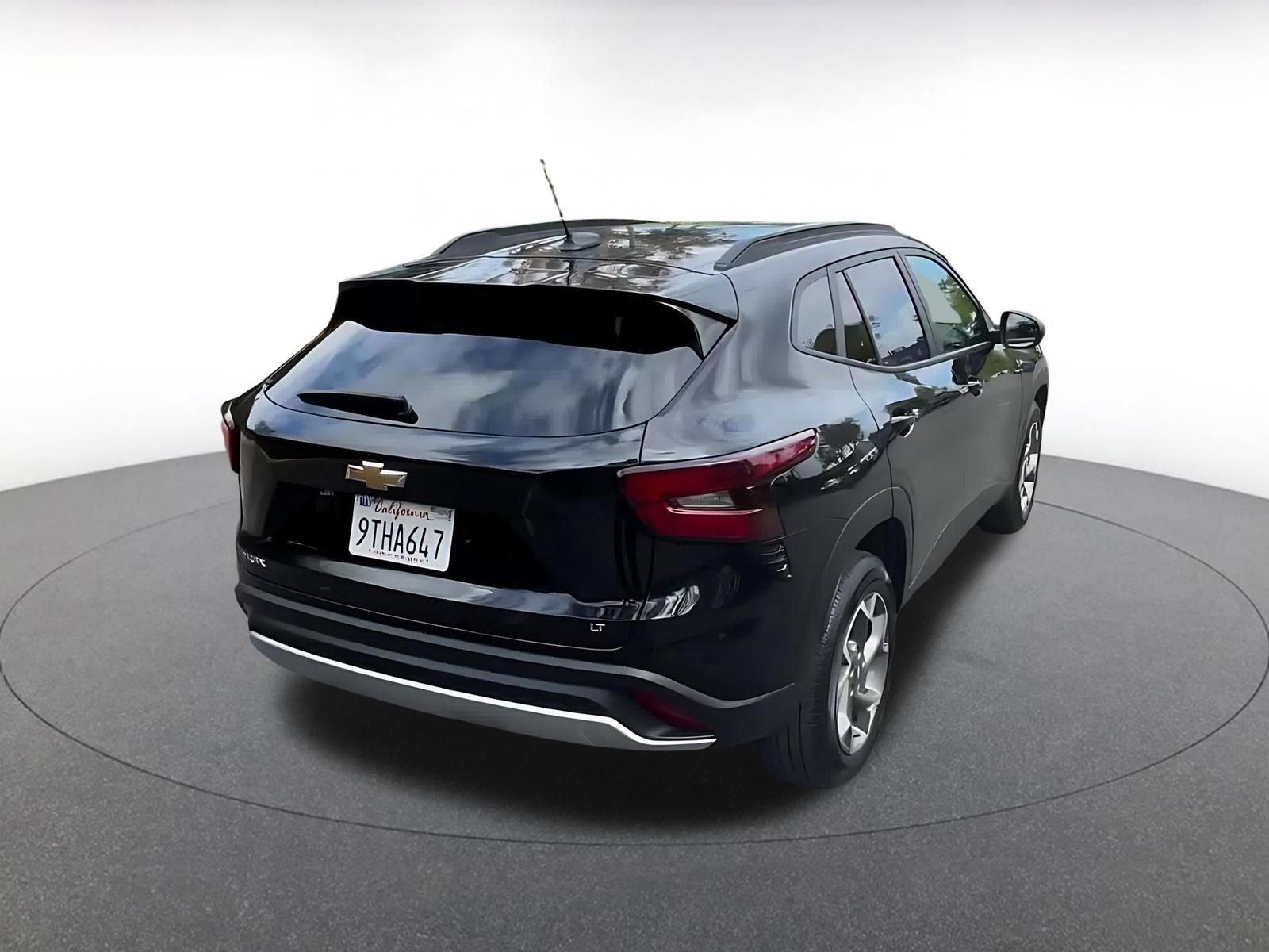 Thumbnail: 2025 Chevrolet Trax - 14