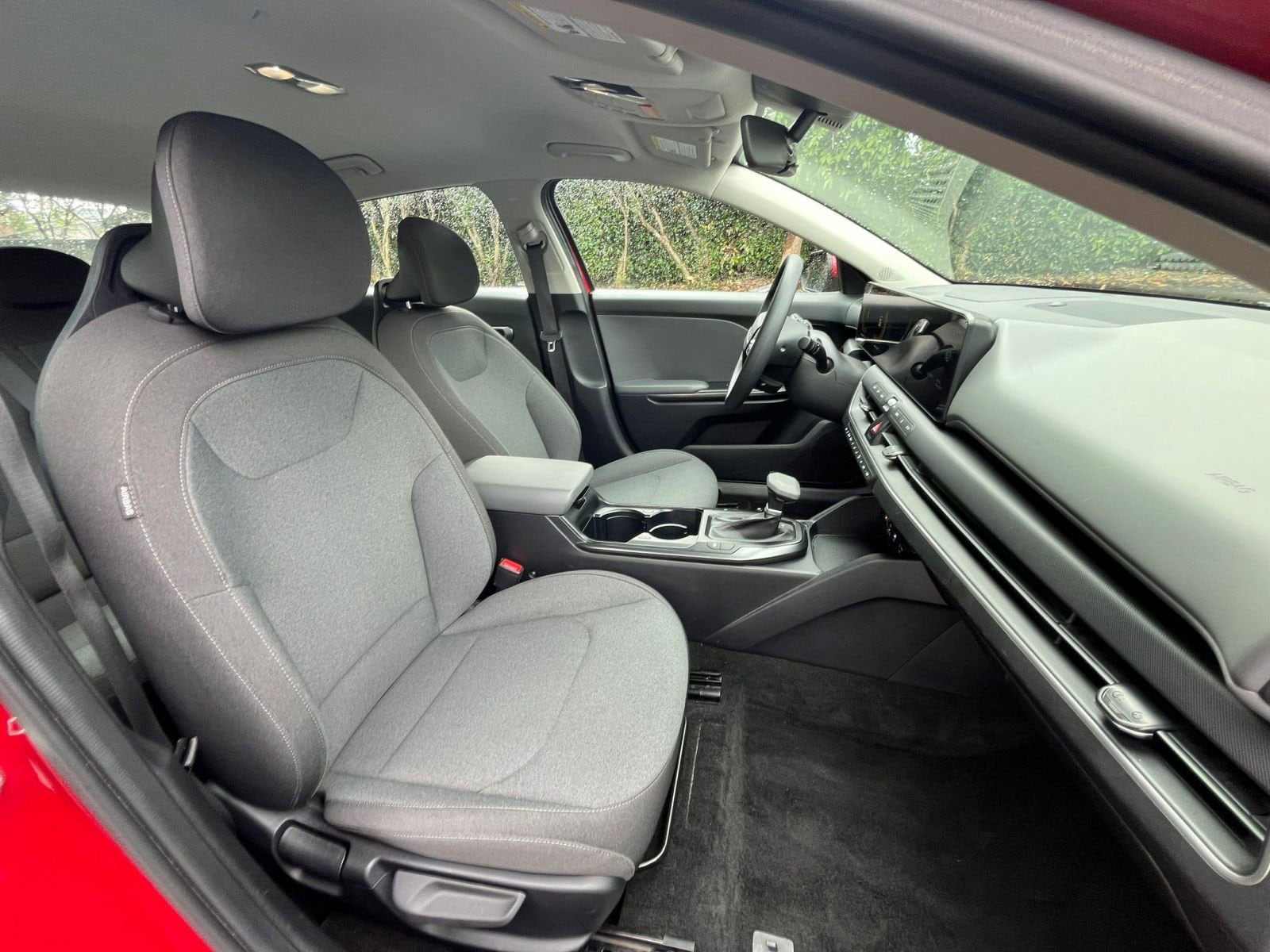 Thumbnail: 2025 Kia K4 - 35