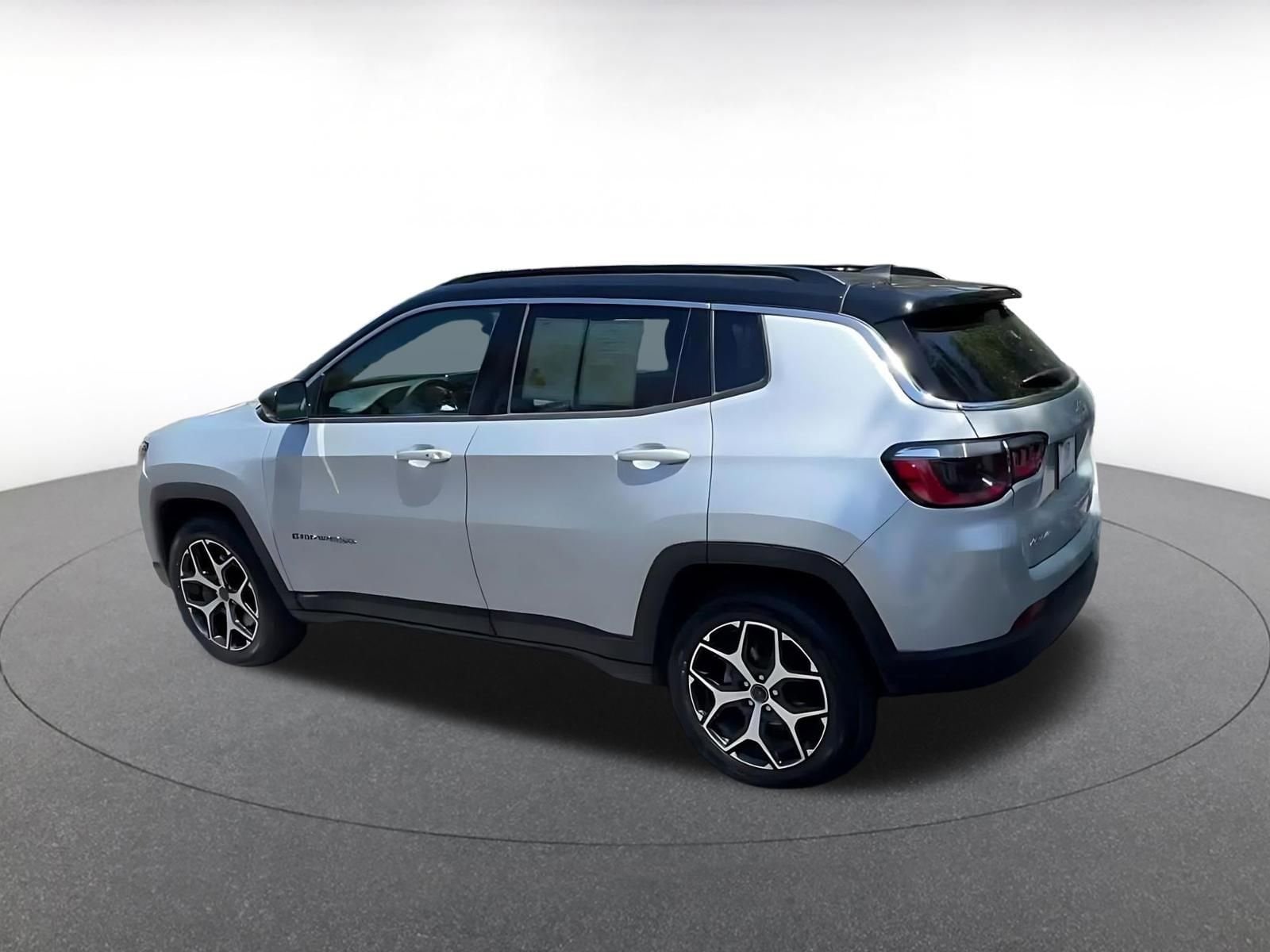 Thumbnail: 2025 Jeep Compass - 10