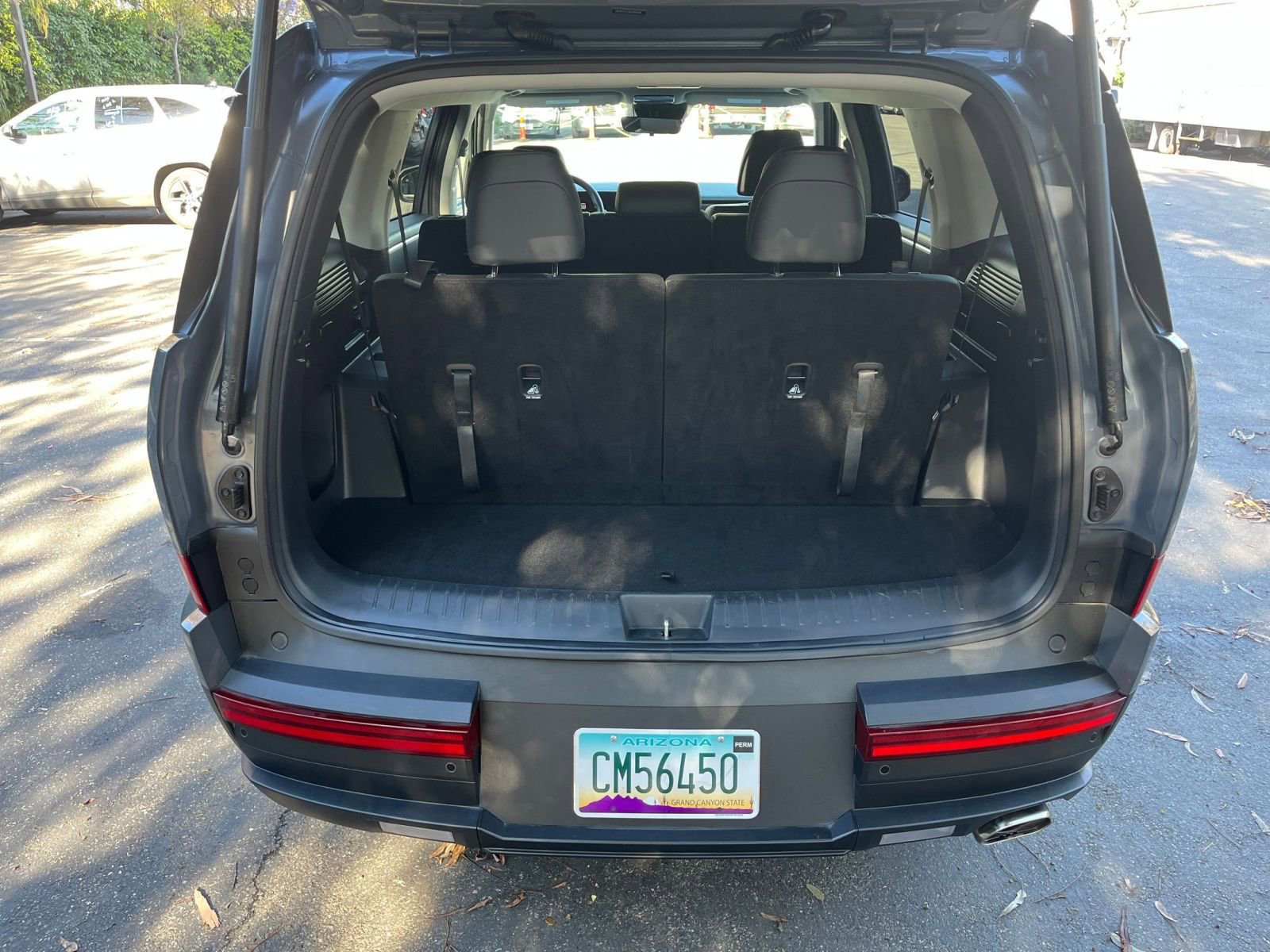 Thumbnail: 2025 Hyundai Santa Fe - 32