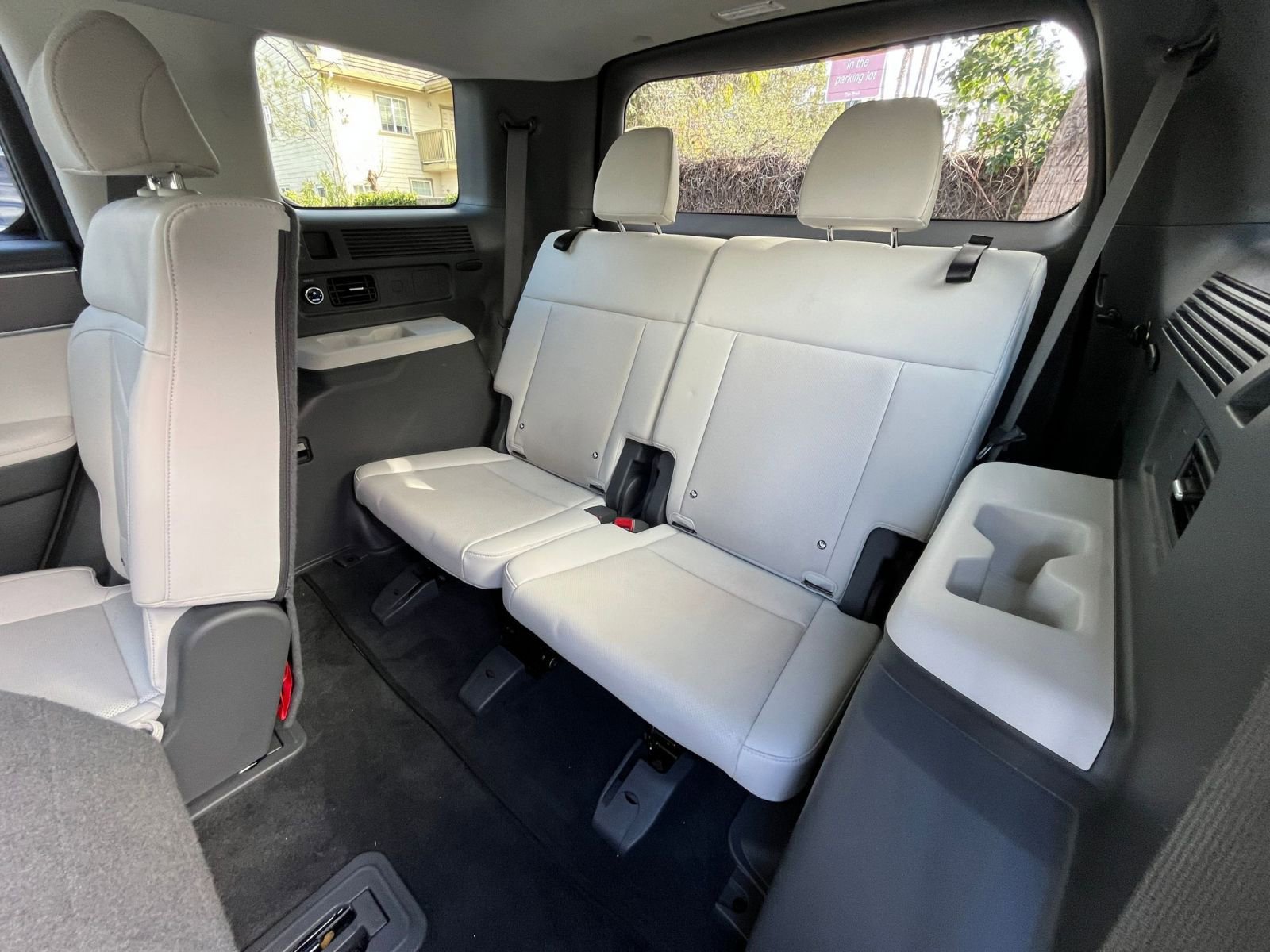 Thumbnail: 2025 Hyundai Santa Fe - 32