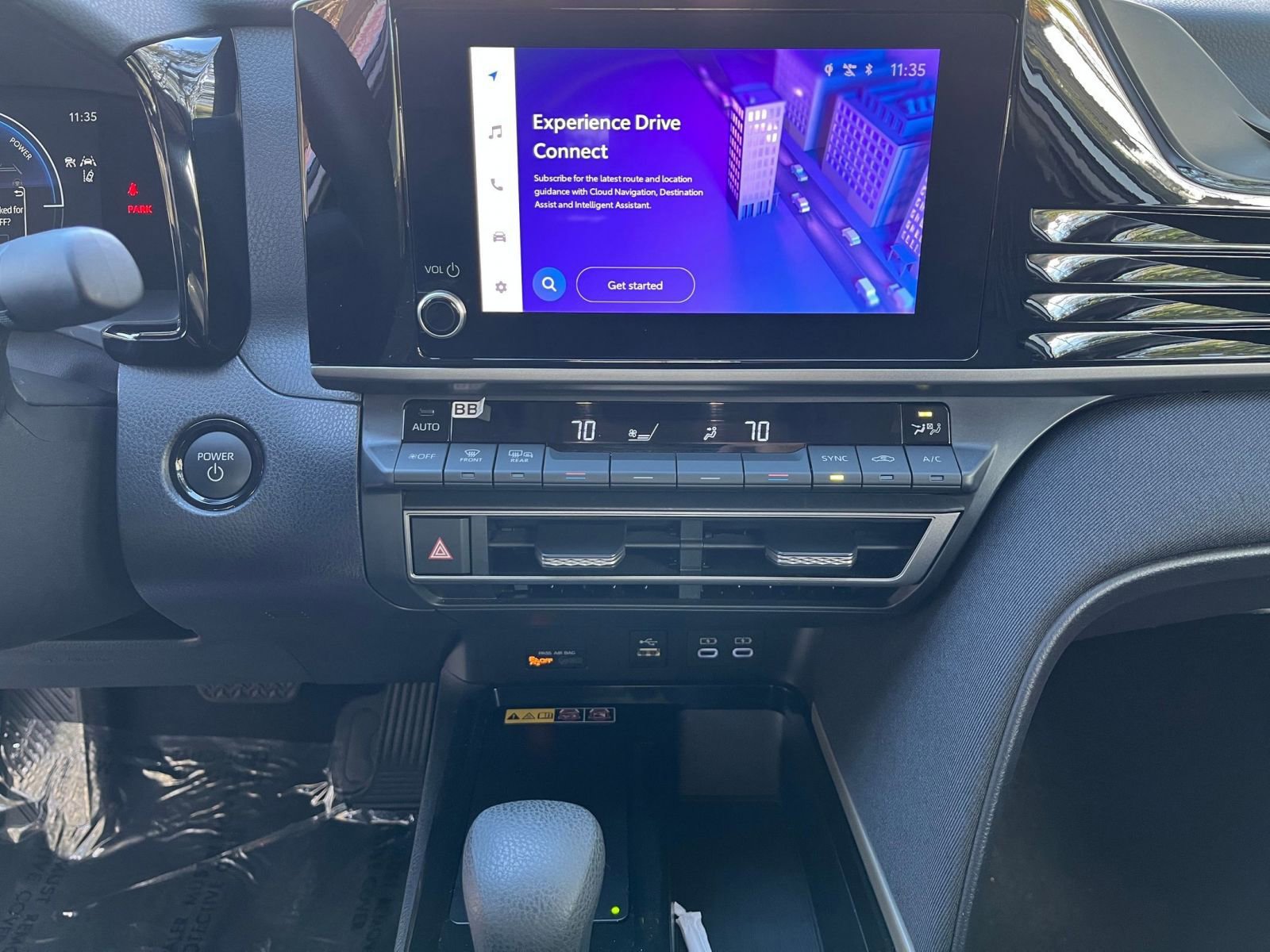 Thumbnail: 2025 Toyota Camry - 18