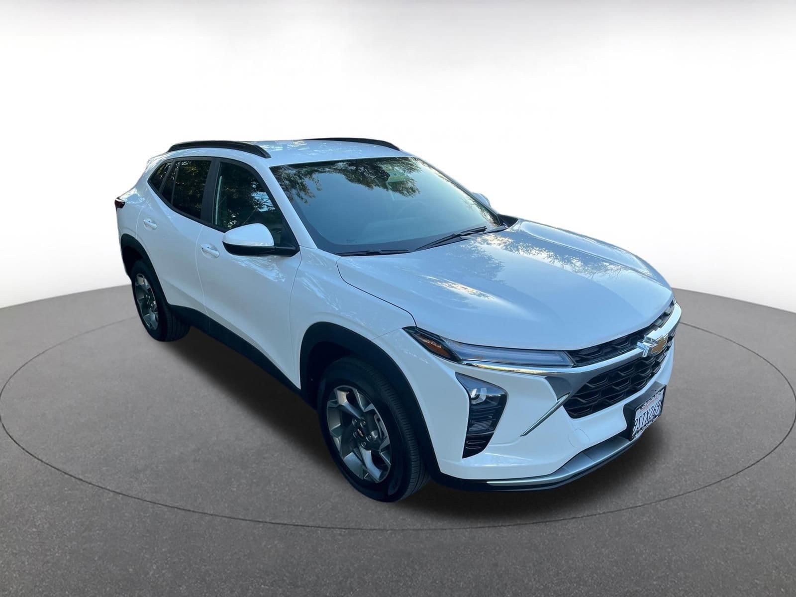 Thumbnail: 2025 Chevrolet Trax - 1