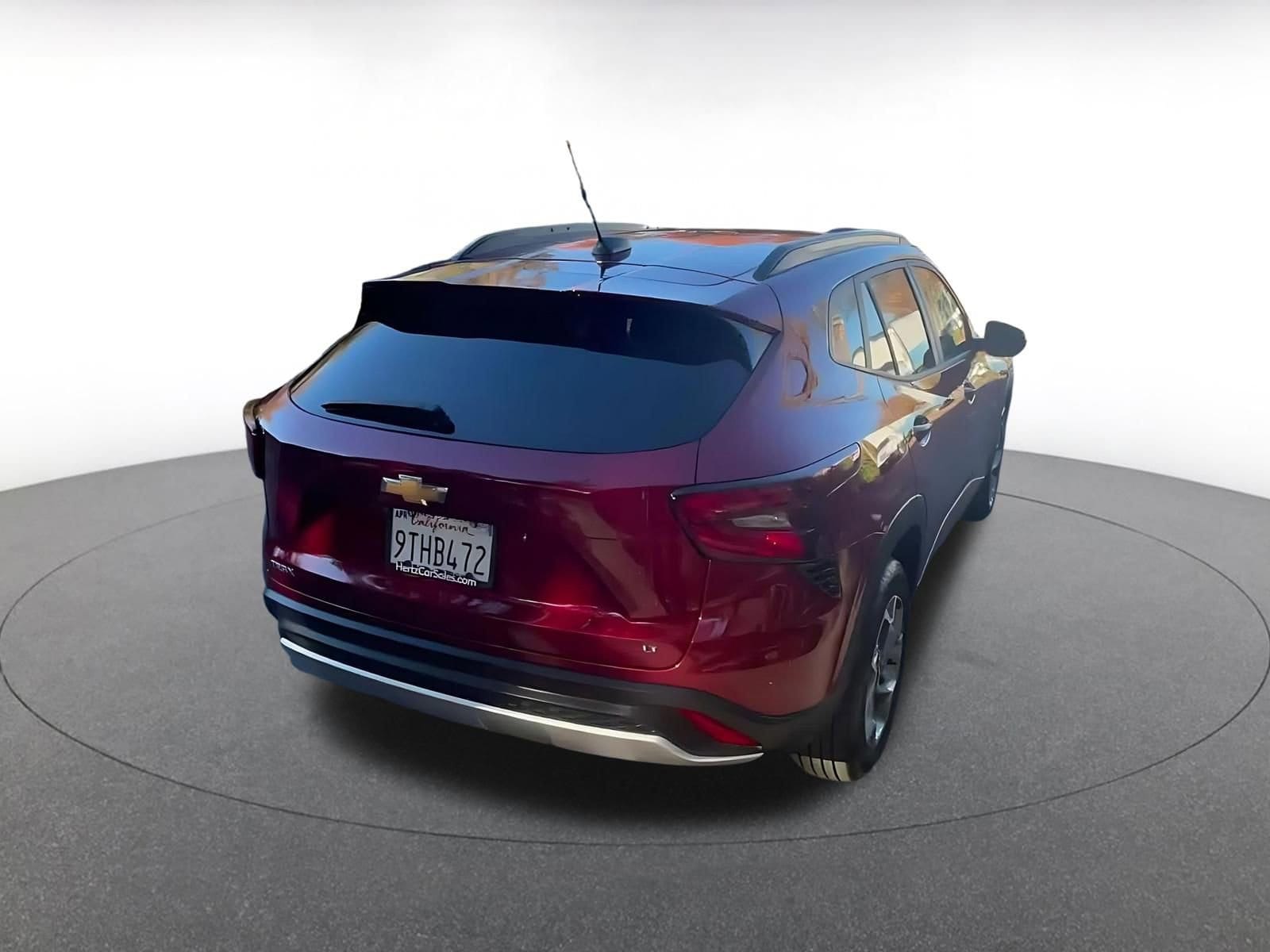 Thumbnail: 2025 Chevrolet Trax - 14