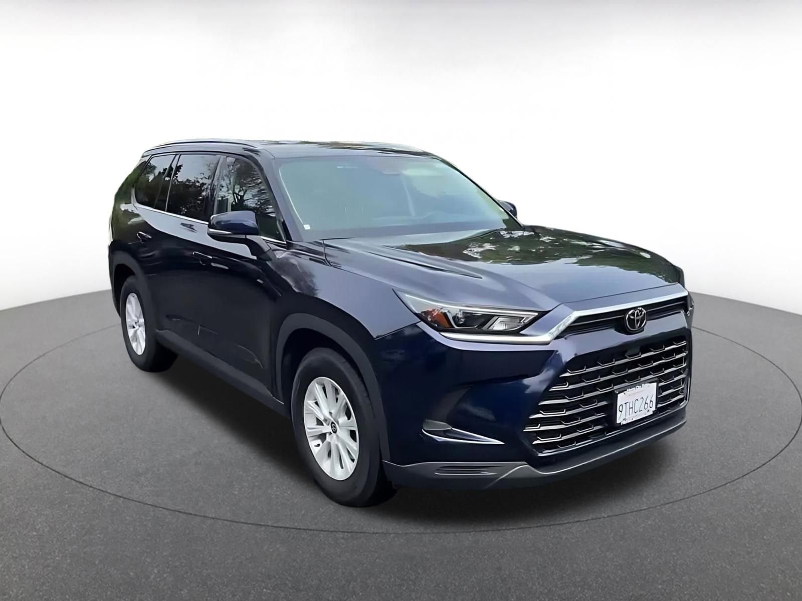 Thumbnail: 2025 Toyota Grand Highlander - 3