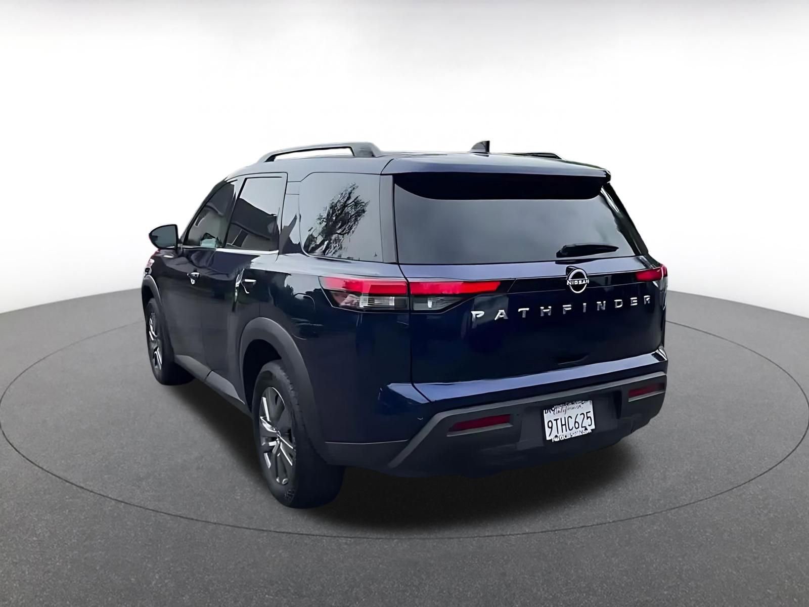 Thumbnail: 2025 Nissan Pathfinder - 11