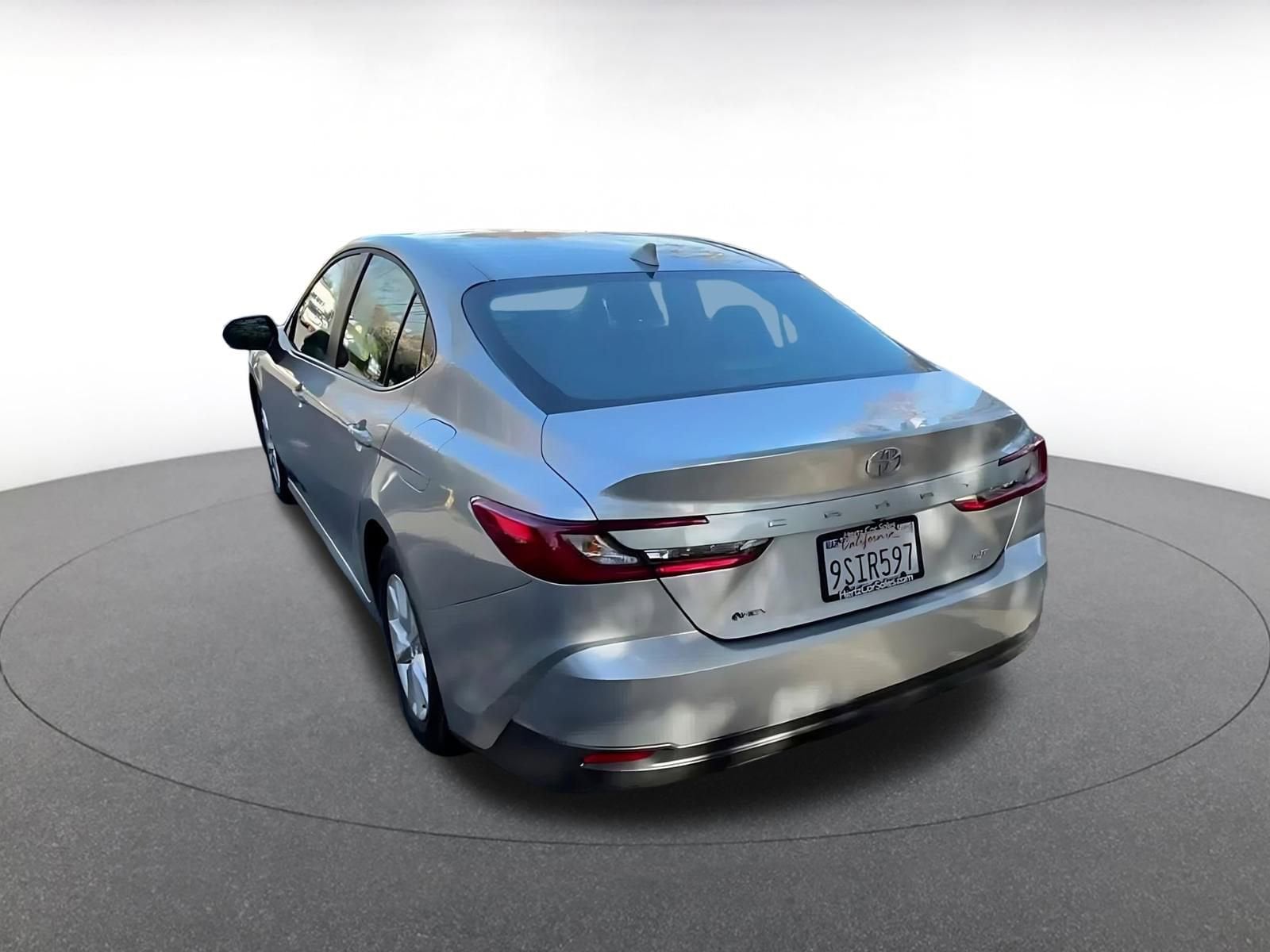 Thumbnail: 2025 Toyota Camry - 15