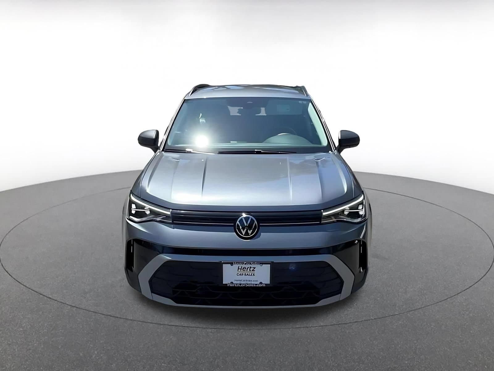 Thumbnail: 2026 Volkswagen Taos - 4