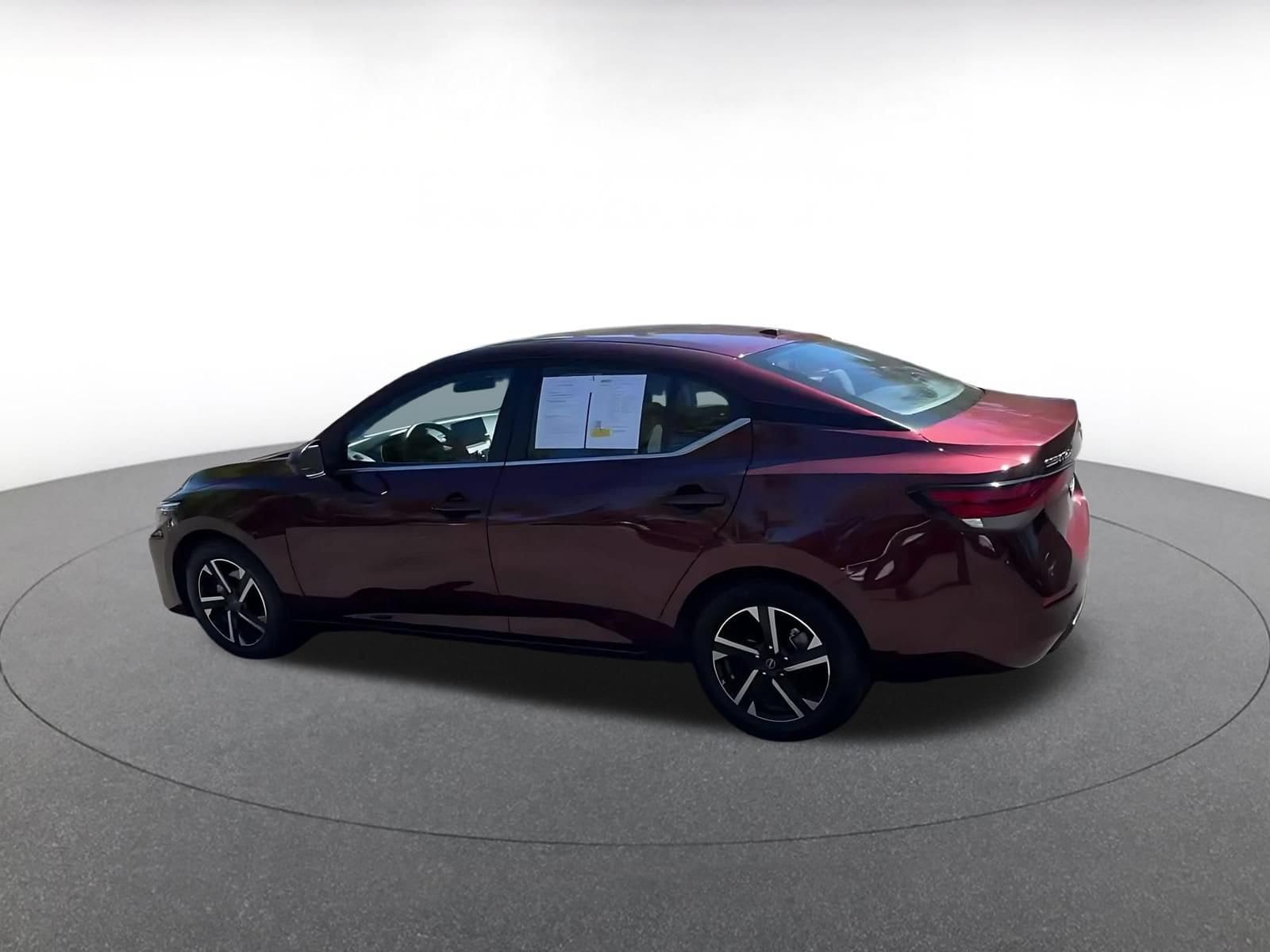 Thumbnail: 2025 Nissan Sentra - 10