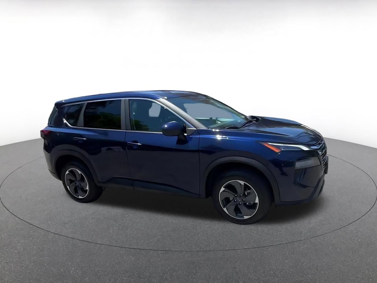 Thumbnail: 2025 Nissan Rogue - 2