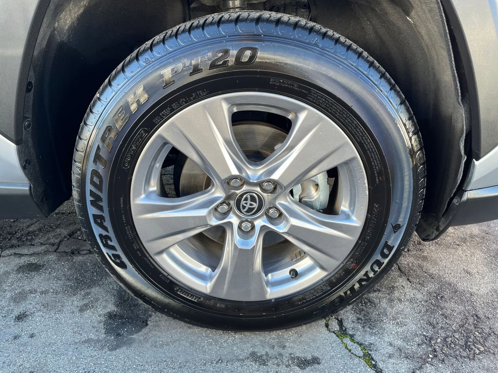 Thumbnail: 2025 Toyota RAV4 - 29