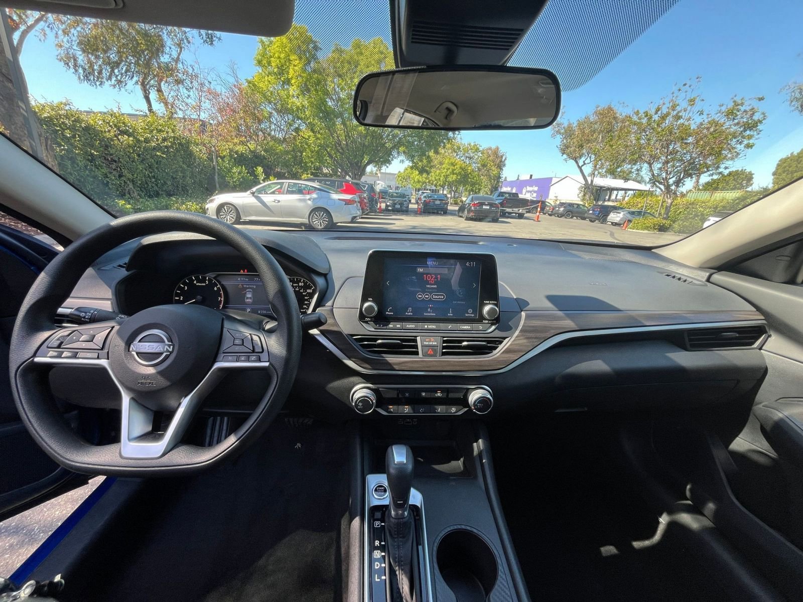 Thumbnail: 2025 Nissan Altima - 32