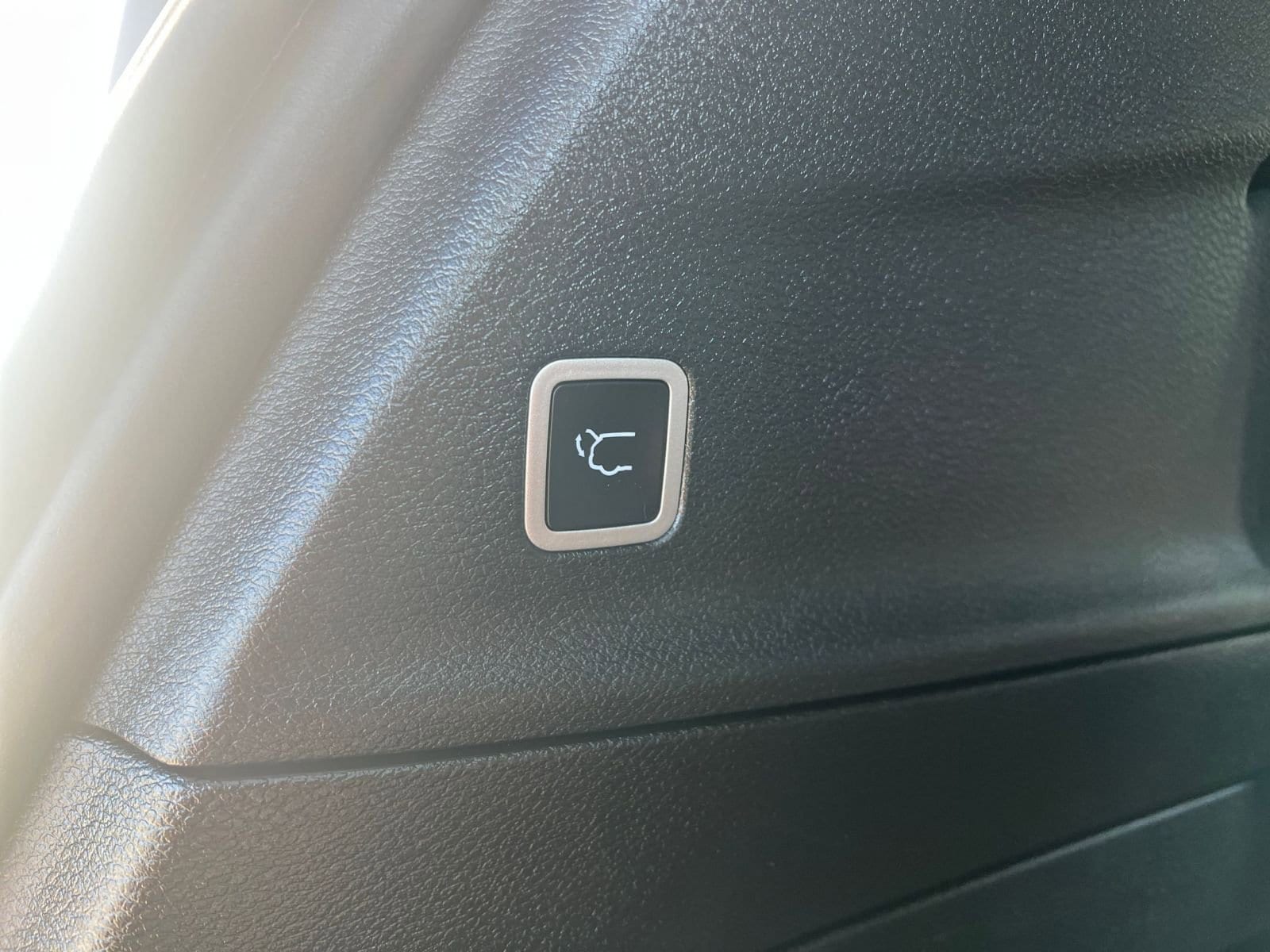 Thumbnail: 2025 Chrysler Pacifica - 23