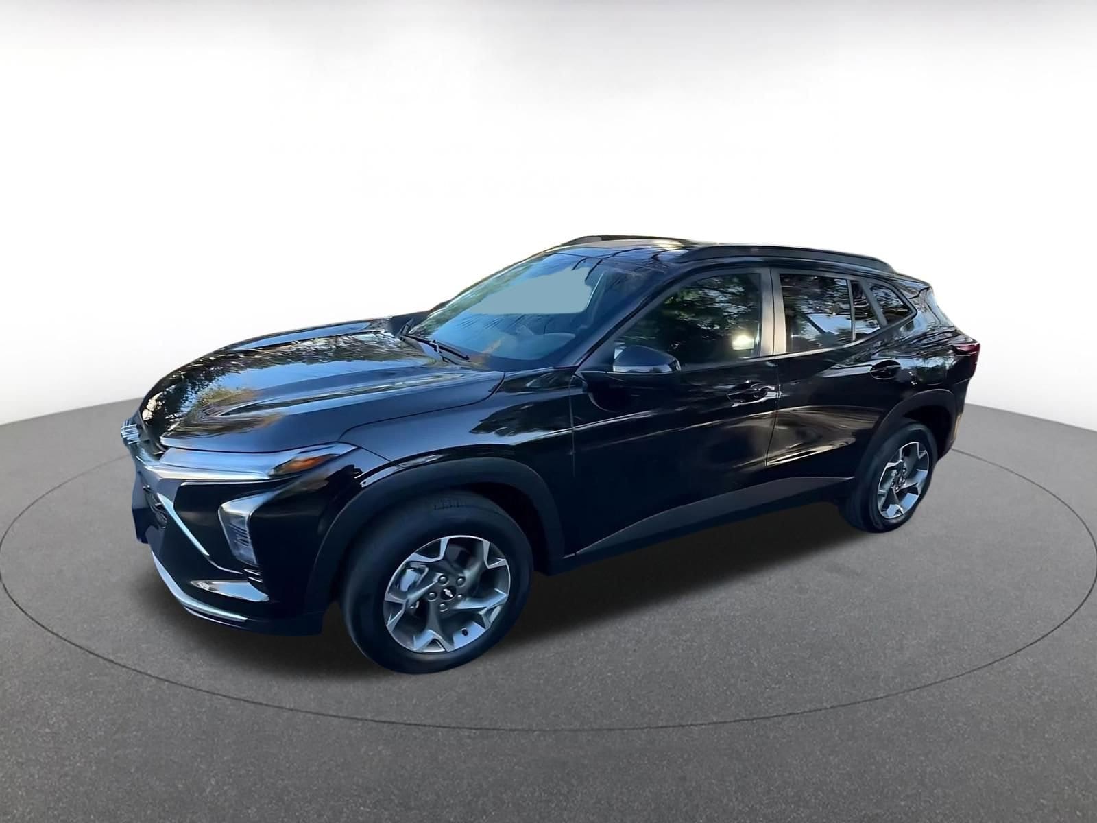 Thumbnail: 2025 Chevrolet Trax - 8