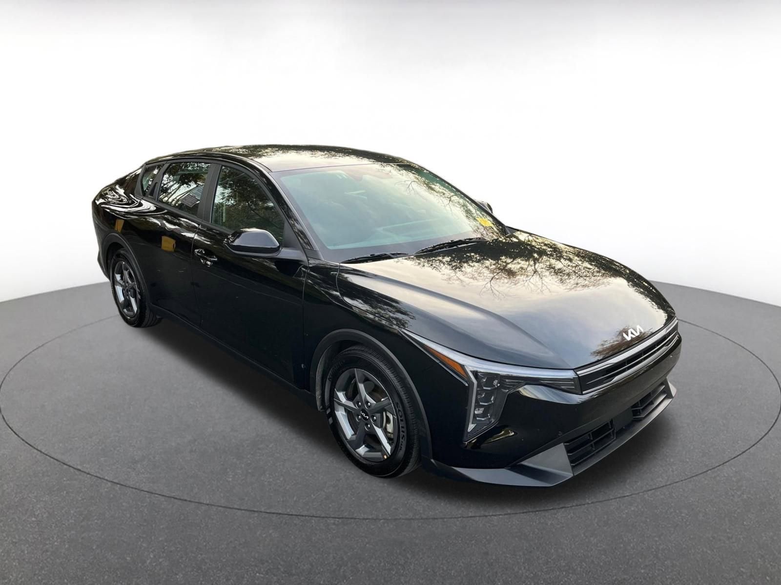 Thumbnail: 2025 Kia K4 - 1